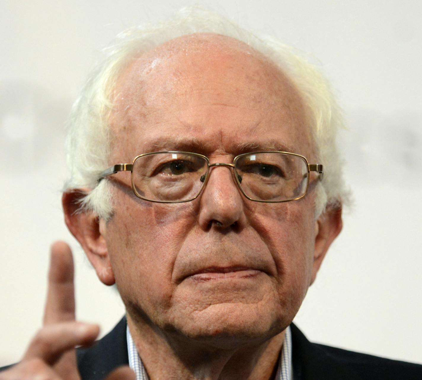 Democratic presidential candidate Sen. Bernie Sanders, I-Vt. speaks at the University of Chicago, Monday, Sept. 28, 2015, in Chicago. (AP Photo/Paul Beaty) ORG XMIT: MIN2015100114540930