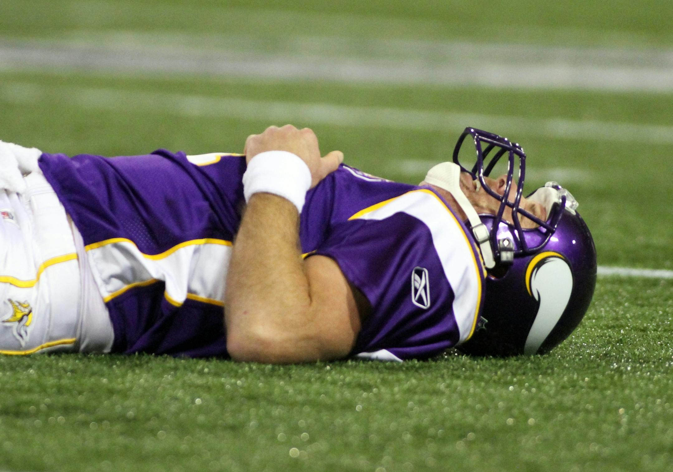 The "Is he coming? Is he not?" saga of quarterback Brett Favre was only one of many distractions for the 2010 Vikings.
