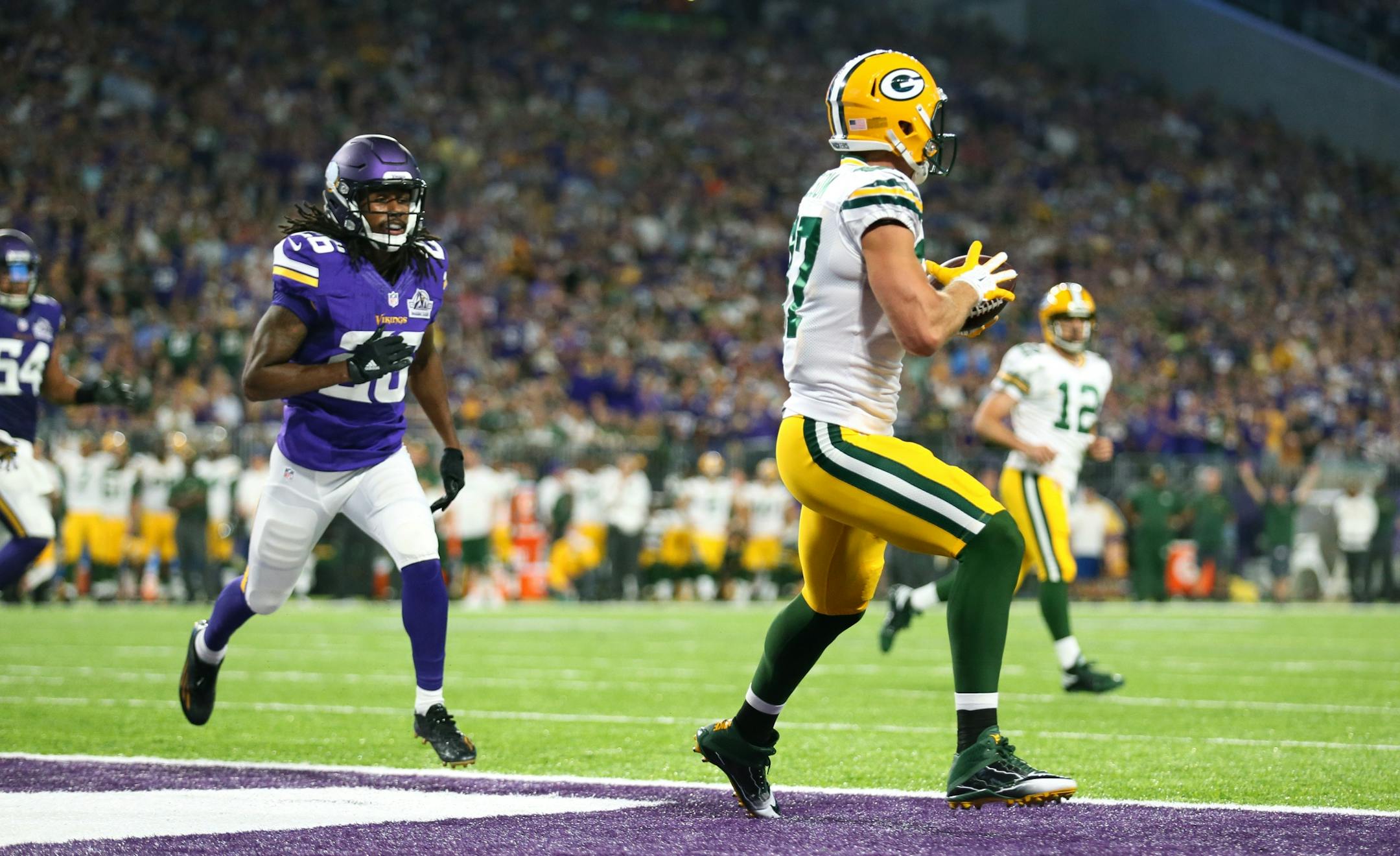 Jordy Nelson caught a touchdown pass during the first Vikings-Packers game this season.