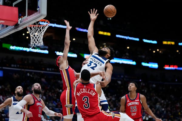 Wolves center Karl Anthony Towns battled for a rebound during Monday’s loss in New Orleans. That game began a 16-game stretch against teams with rec