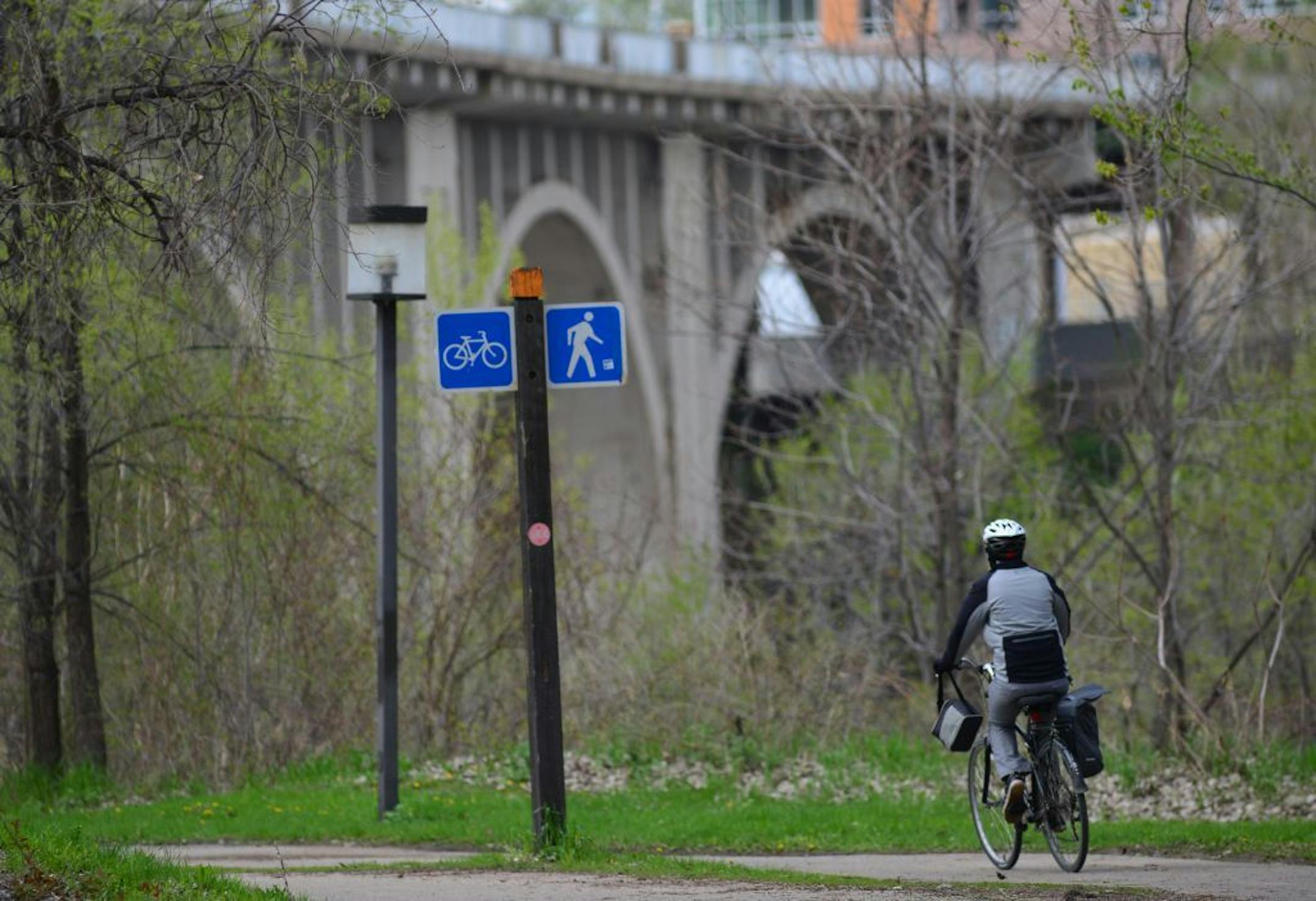 There is a construction project that extends a bike path under the 10th Street Bridge