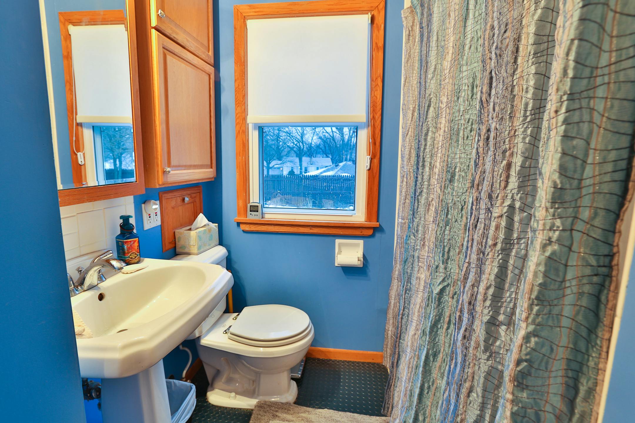 Remodelers Showcase - BEFORE bathroom of St. Louis Park home #44 on the tour. Credit Wing Photography