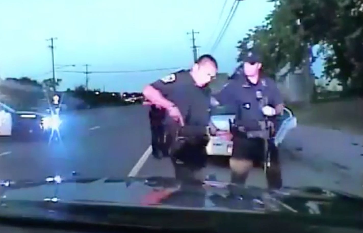 Squad dashcam video -- Yanez case. 7 of 8.