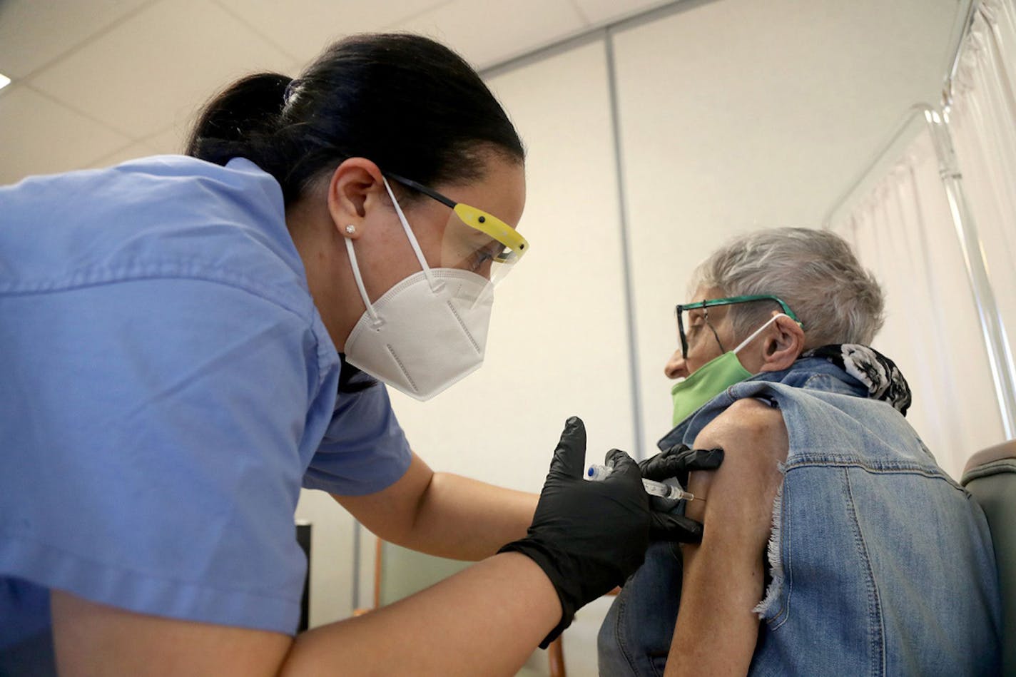 After being among the first in line for the vaccine, COVID-19 cases in residents of Florida nursing homes and assisted living facilities fell 90 percent since January, but no one knows for certain how long immunity will last. (Amy Beth Bennett/South Florida Sun Sentinel/TNS) ORG XMIT: 17078251W