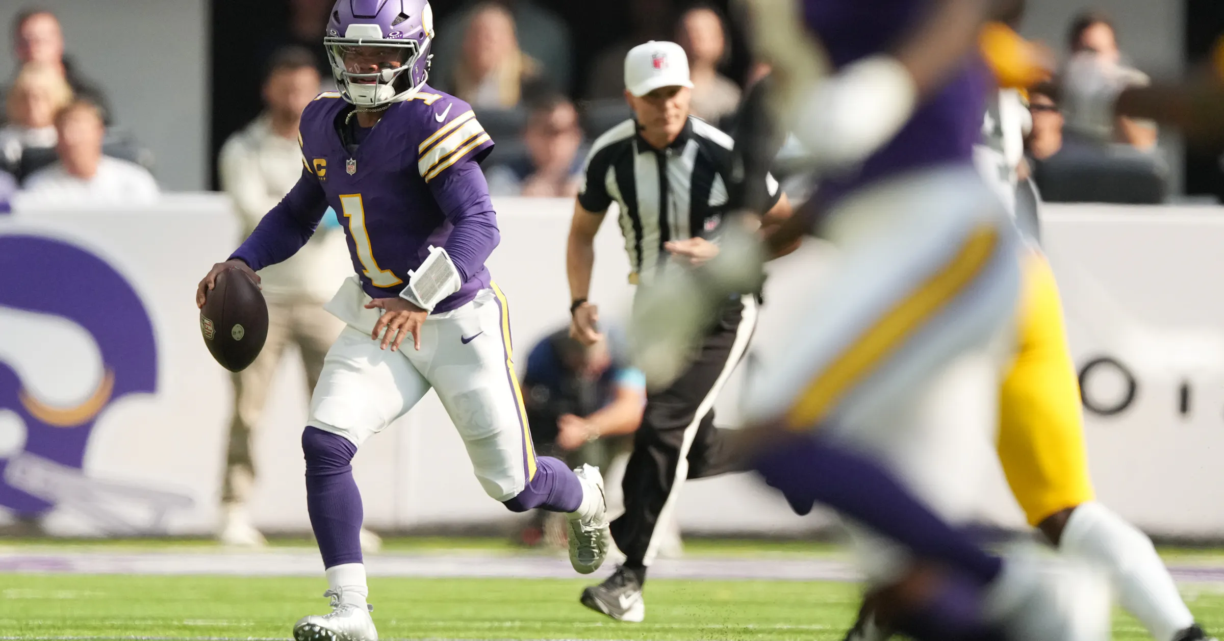 Kyler Murray is in concussion protocol for Vikings. Could Carson Wentz ...