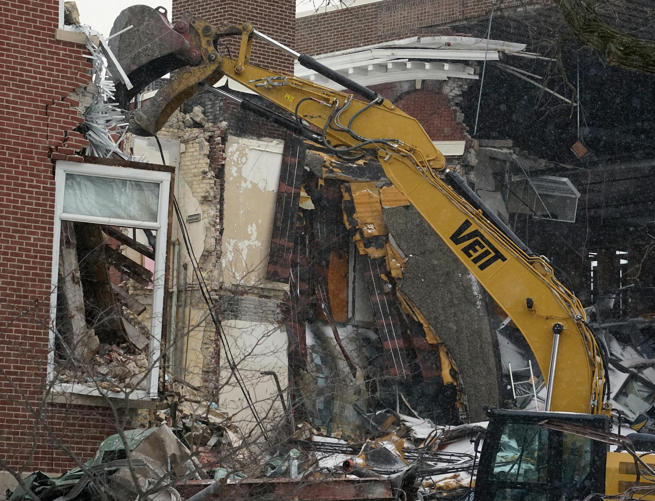 Construction crews begin demolition of the Minnehaha Academy campus damaged by a natural gas explosion. Over the next, two weeks, will be working to remove debris from the site.] Richard Tsong-Taatarii•rtsong-taatarii@startribune.com
