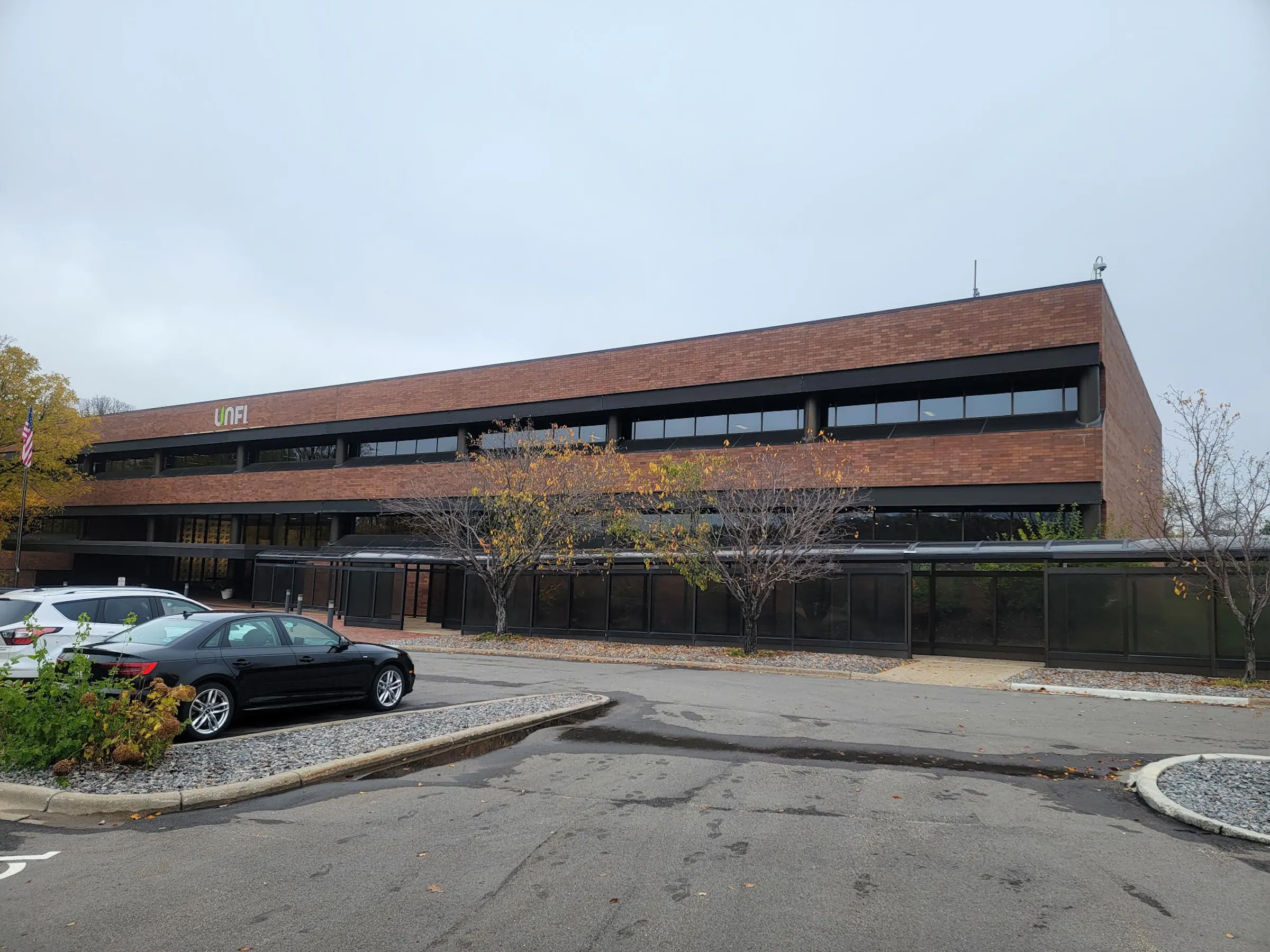 Eden Prairie Schools plans to turn UNFI office into a school building