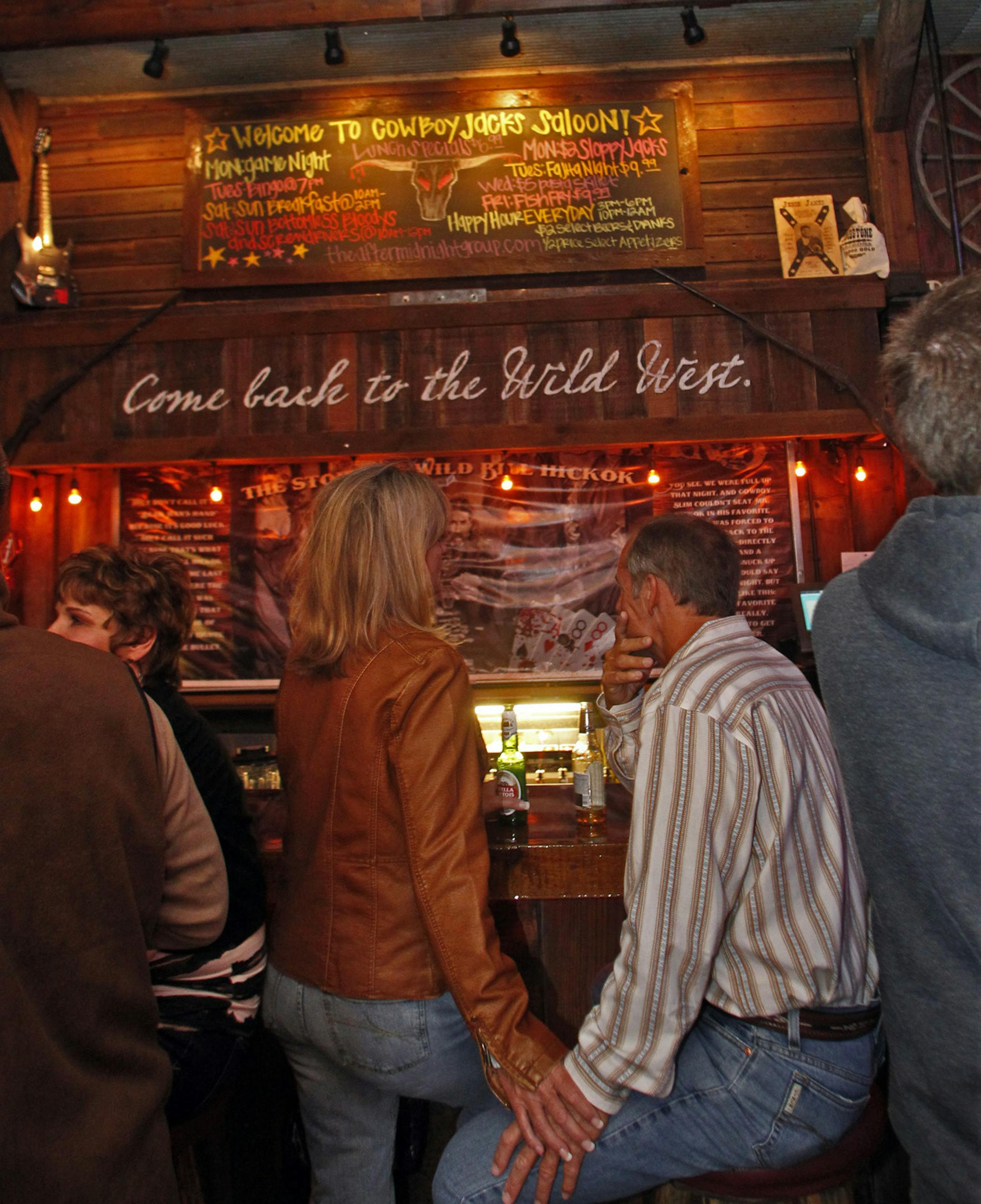 MARLIN LEVISON*mlevison@startribune. A look at the new Cowboy Jack's bar and restaurant in Bloomington. THIS PHOTO: ]The bar area of Cowboy jack's. ORG XMIT: MIN2013030617411133