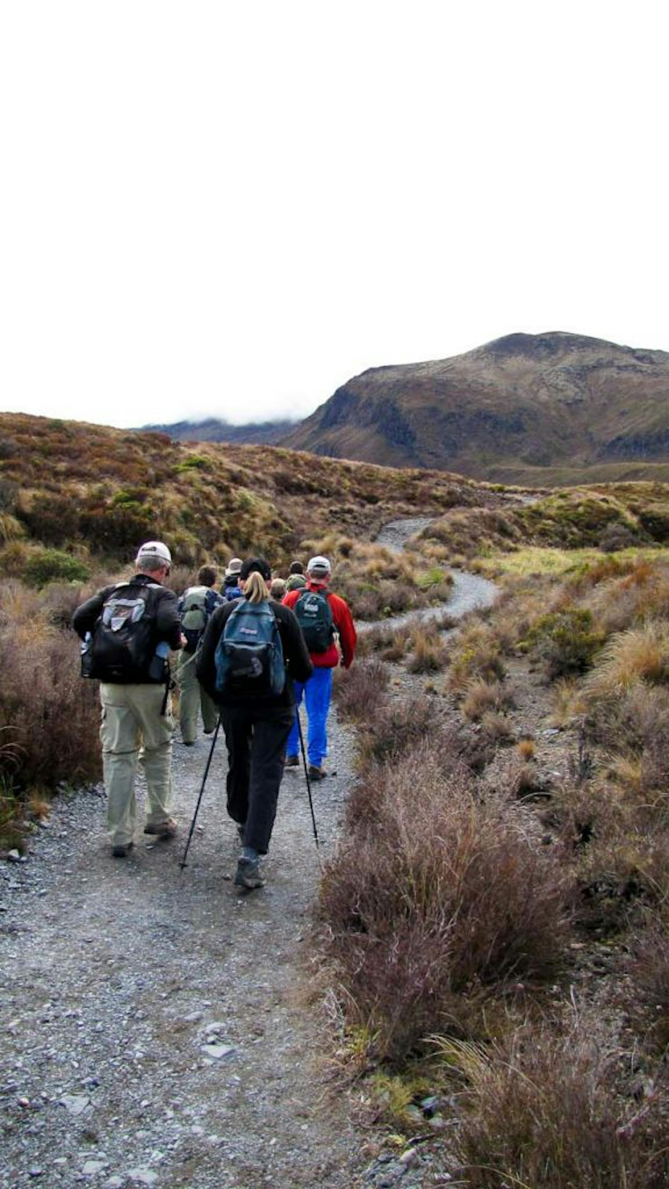 Hiking the Tongariro Crossing in New Zealand