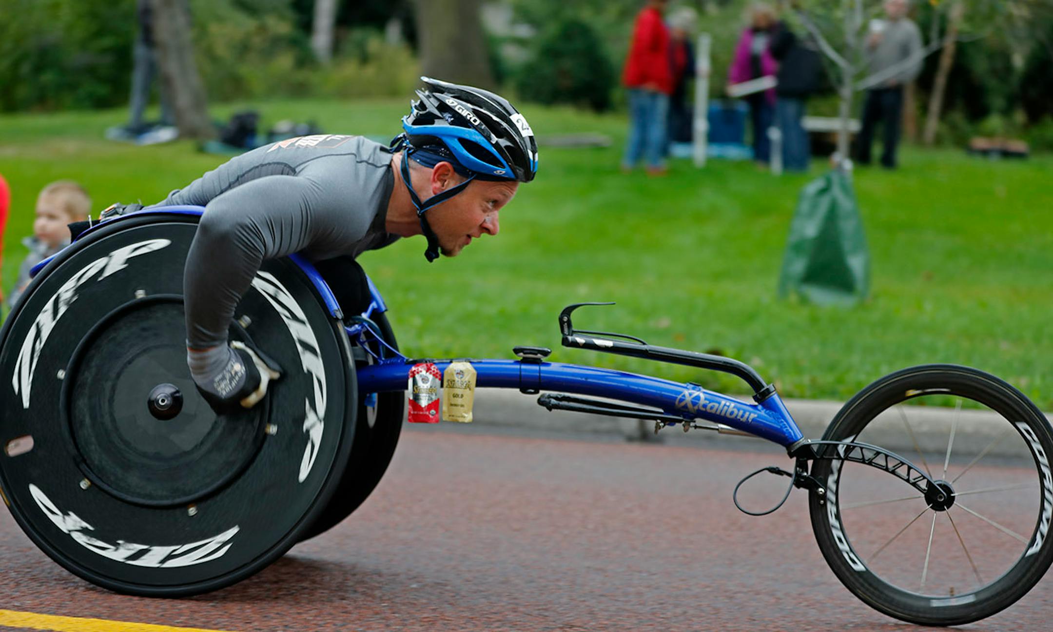 Matthew Porterfield (204) led at the 17-mile marker and ended up winning the men's category..