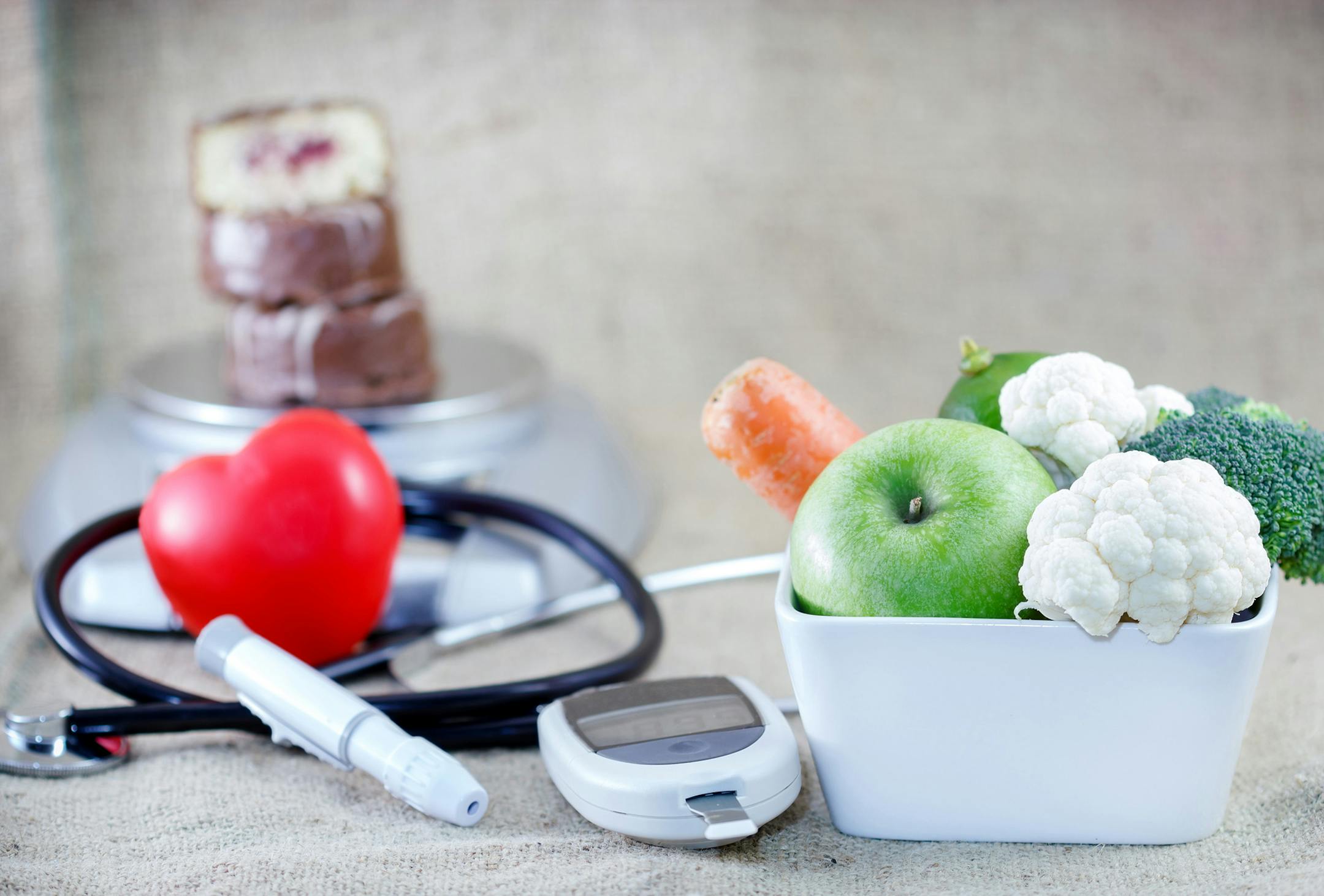 People with diabetes should pay strict attention to their diet. (Fotolia)