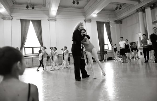 Lise Houlton, director of Minnesota Dance Theatre, hugged dance student Rita Tsapatsis during rehearsal for "Loyce Houlton's Nutcracker Fantasy," the 