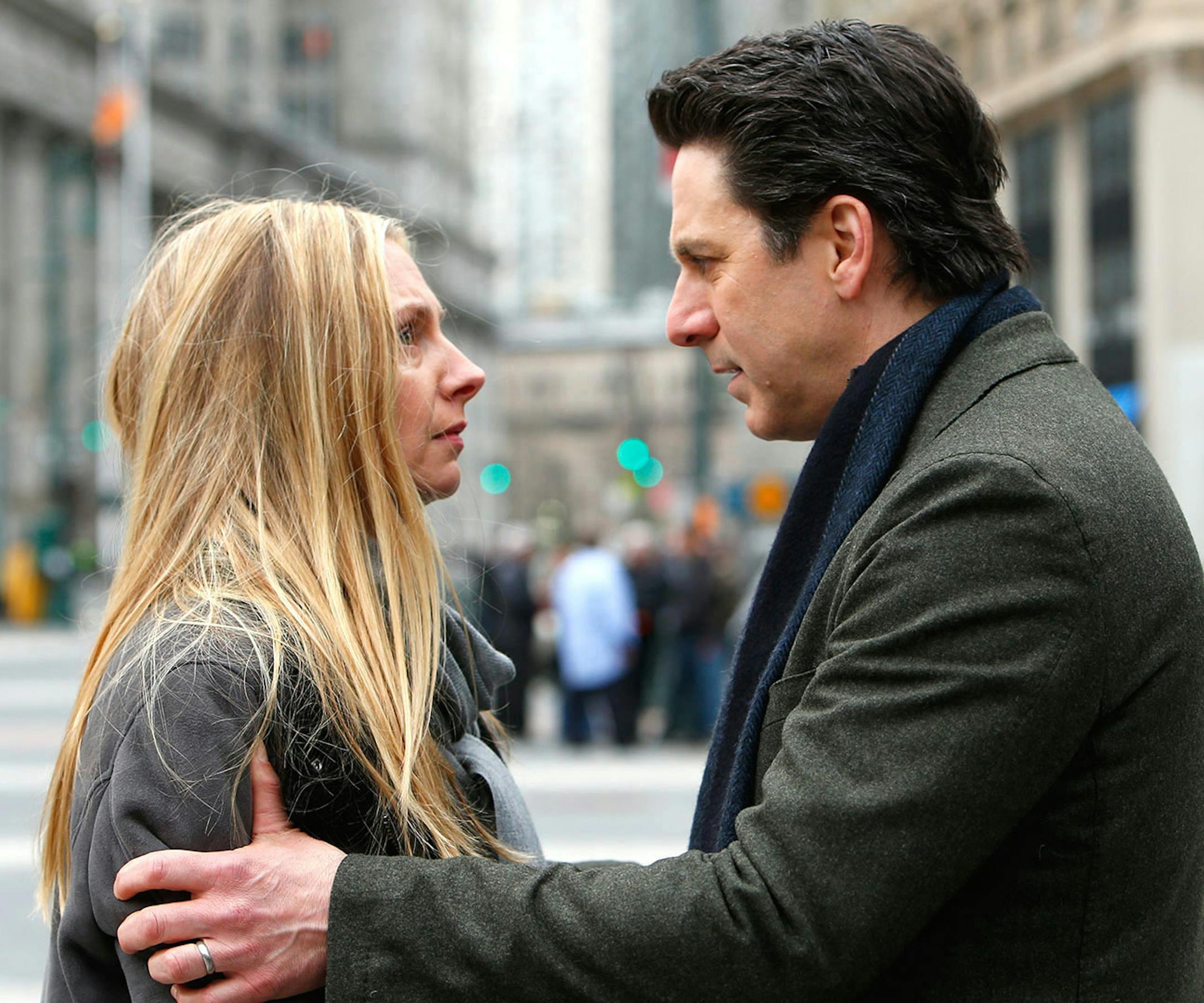 Hope Davis and Scott Cohen in "Allegiance"