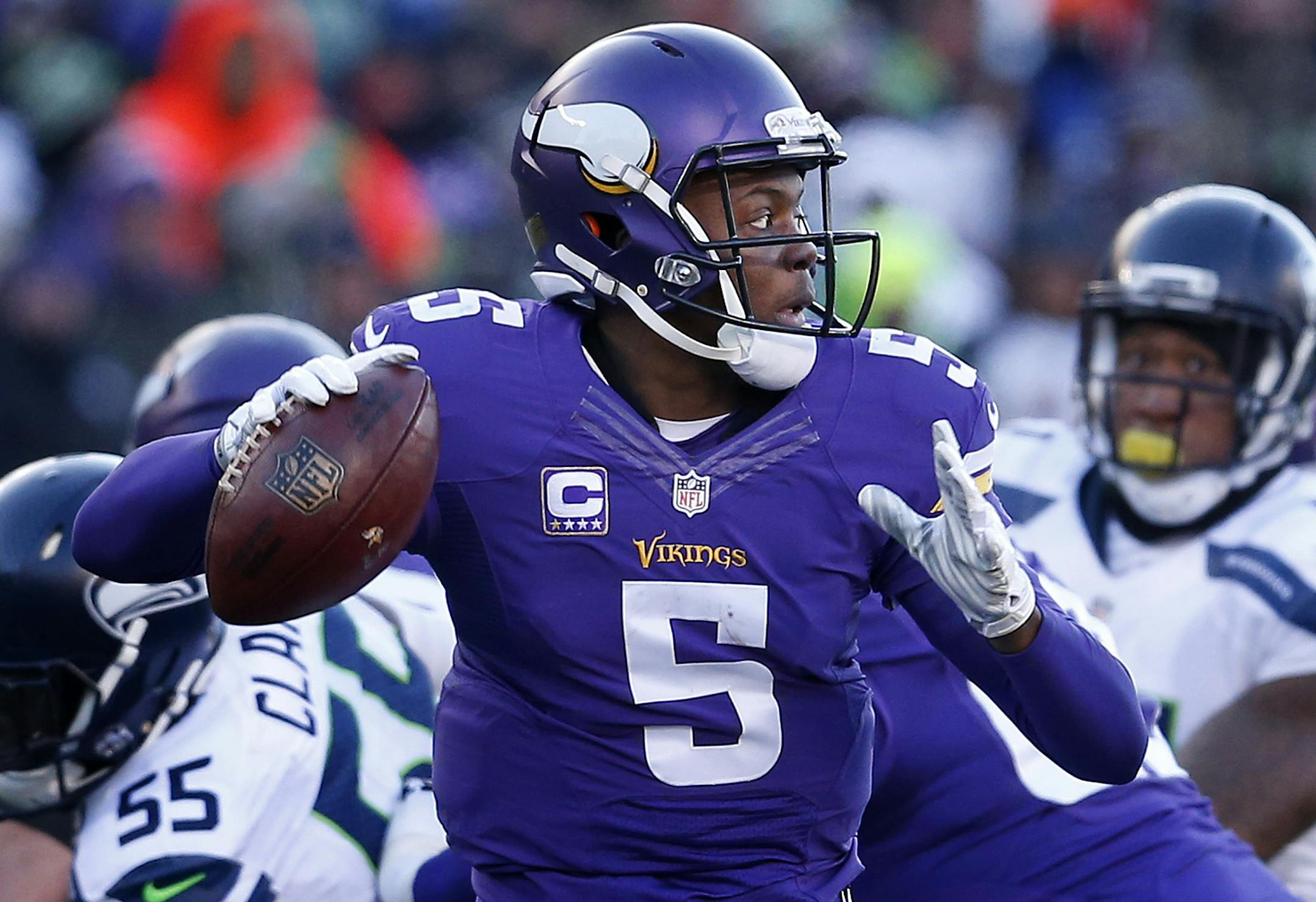 Teddy Bridgewater (5) attempted a pass in the fourth quarter. ] CARLOS GONZALEZ • cgonzalez@startribune.com - January 10, 2016, Minneapolis, MN, TCF Bank Stadium, NFL, Minnesota Vikings vs. Seattle Seahawks