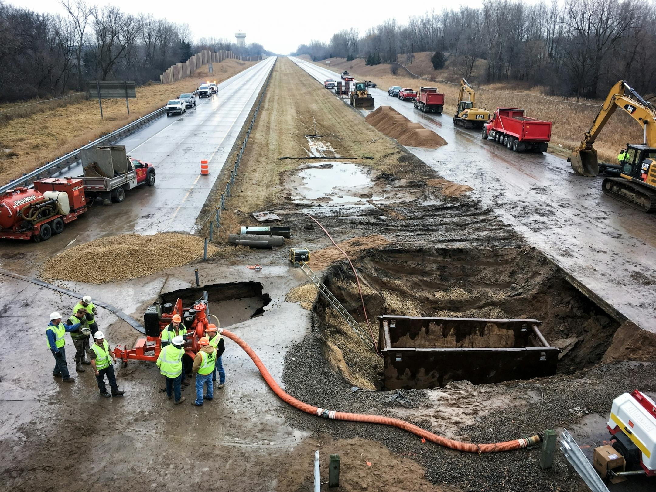 A water main break in Oakdale early Sunday morning caused a large washout under Interstate 694, and motorists will face a major detour for days, said a spokesman for the Minnesota Department of Transportation (MnDOT).