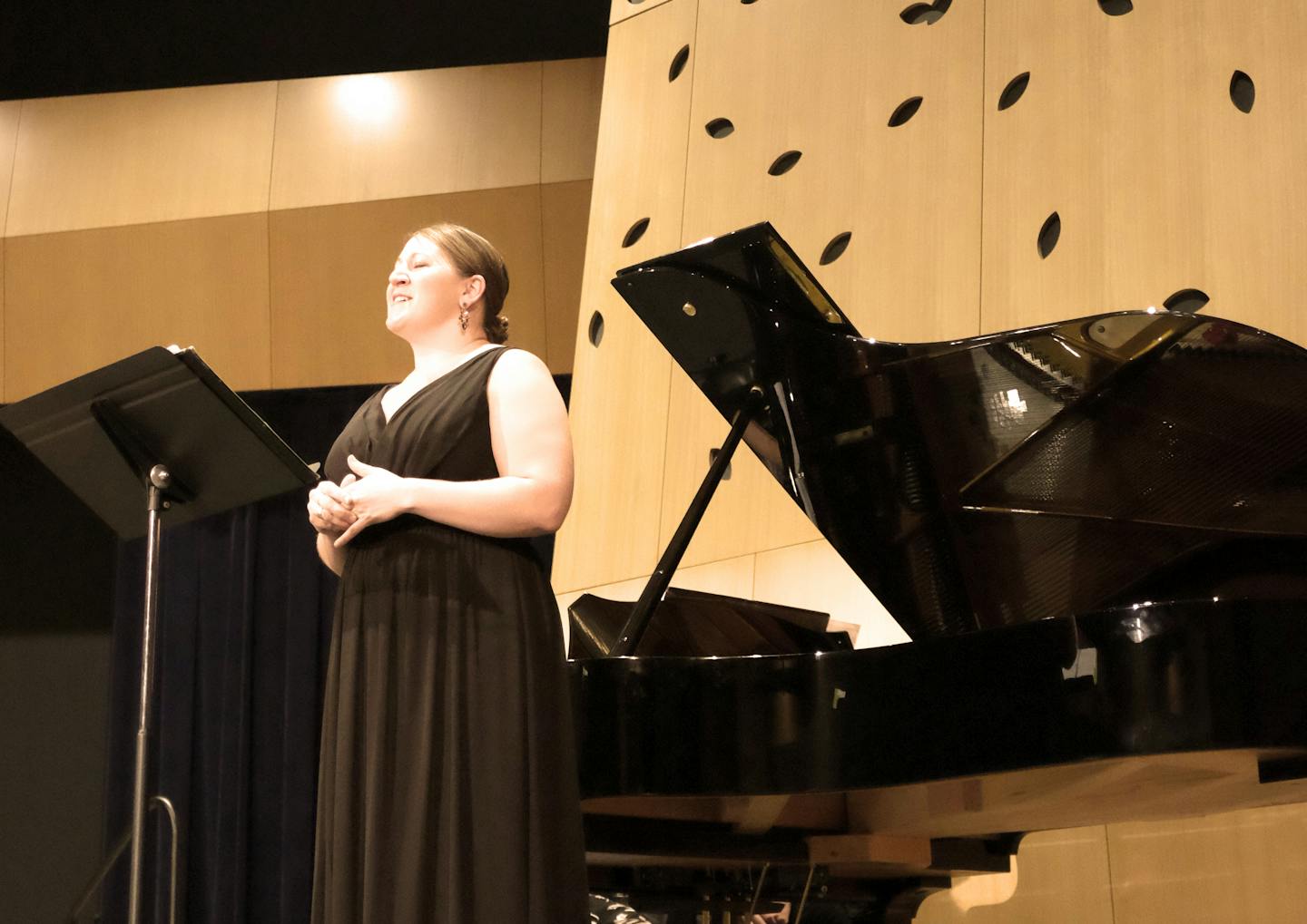 Mezzo-soprano Clara Osowski, photo credit Jared Fessler