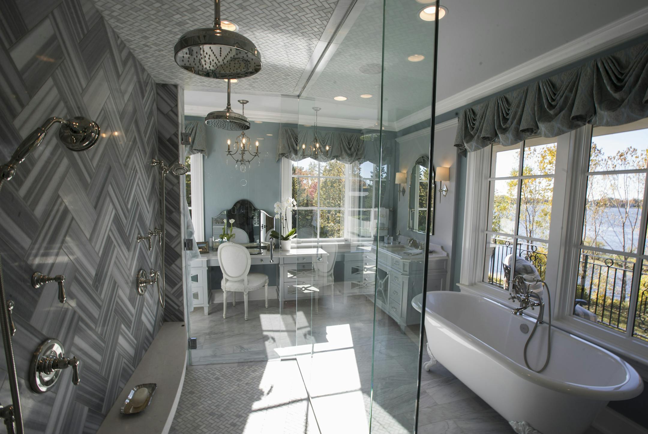 Unveiling this year's designer showcase, a huge French-stye mansion on Lake Minnetonka Monday October 16,2017 in Orono, MN. ] JERRY HOLT ï jerry.holt@startribune.com