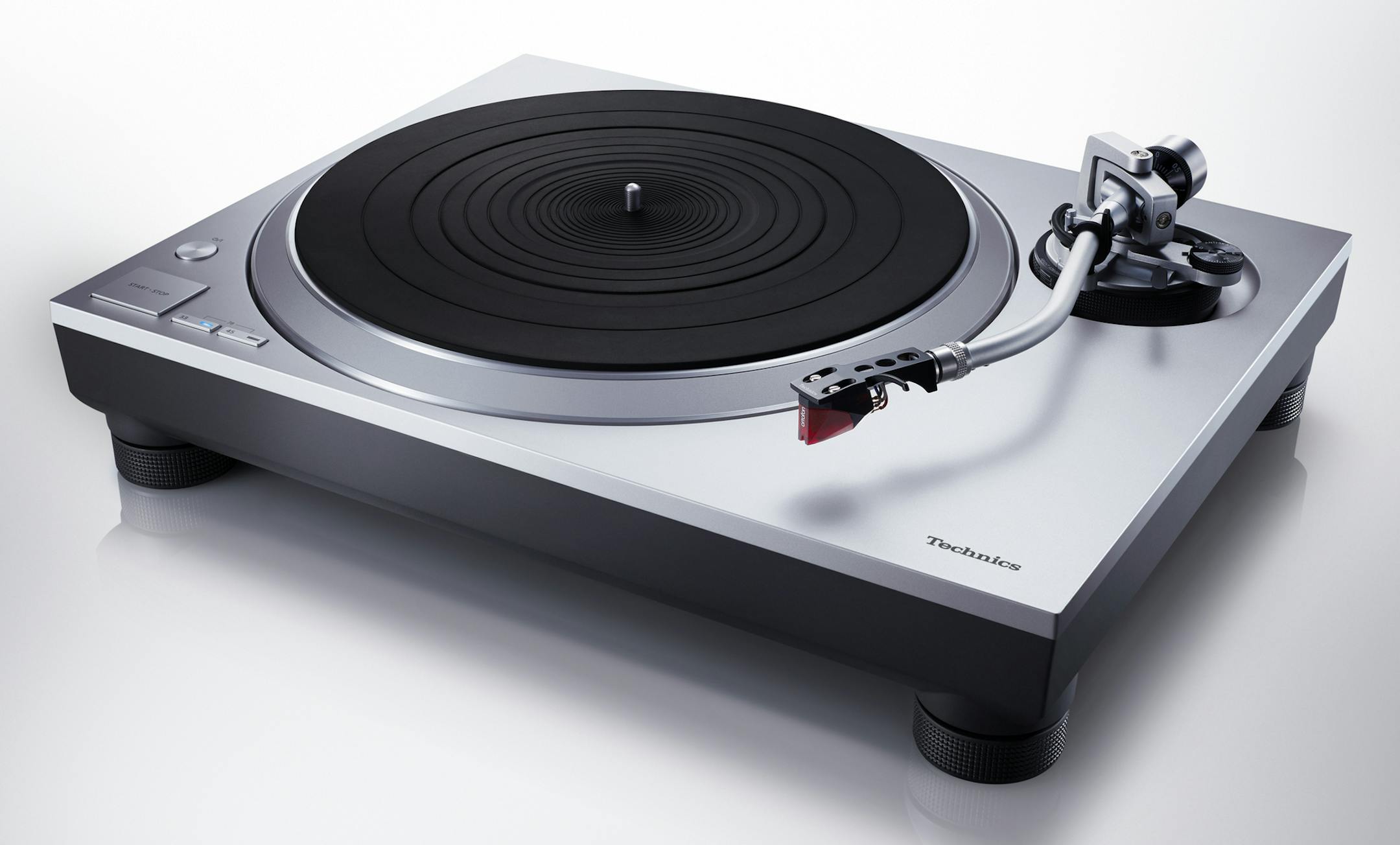 The Technics SL-1500C turntable.