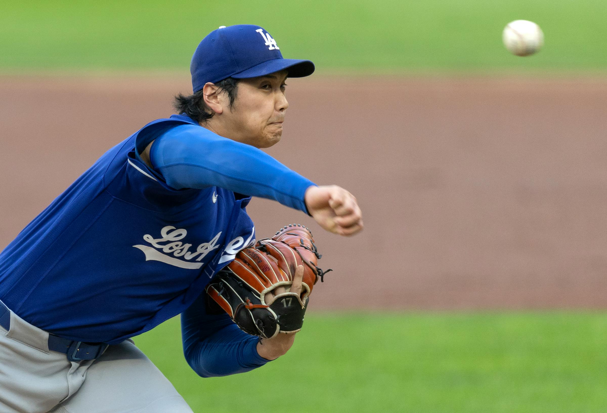 Shohei Ohtani outpitches Joe Ryan as the Dodgers complete sweep over Twins