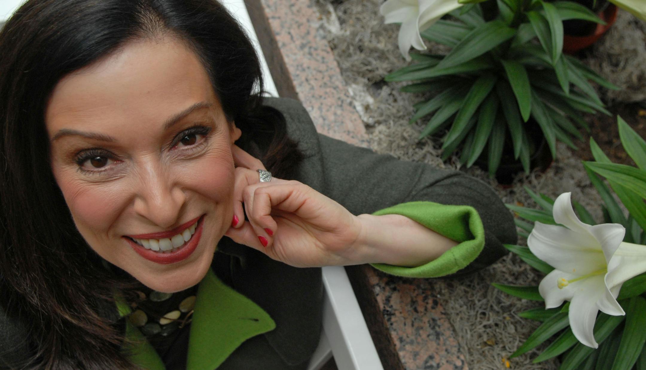 Richard Sennott�rsennott@startribune.comPaula Begoun is a cosmetic expert ,whose book "Don't go to the cosmetics counter without me" we will be writing about.