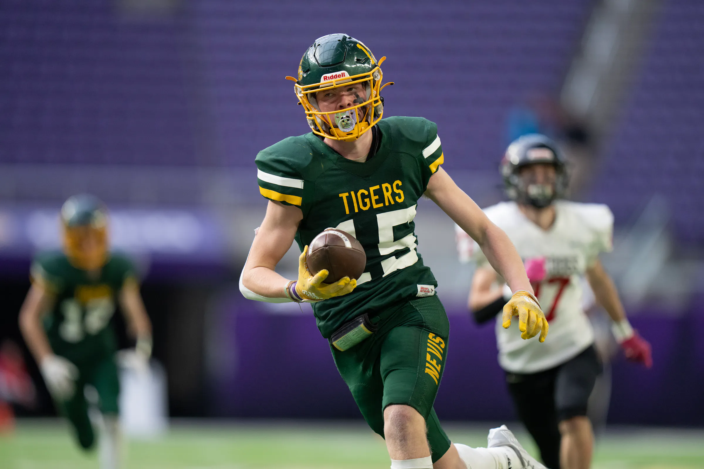 Nevis rolls into Nine-Player Prep Bowl, shutting out Ottertail Central