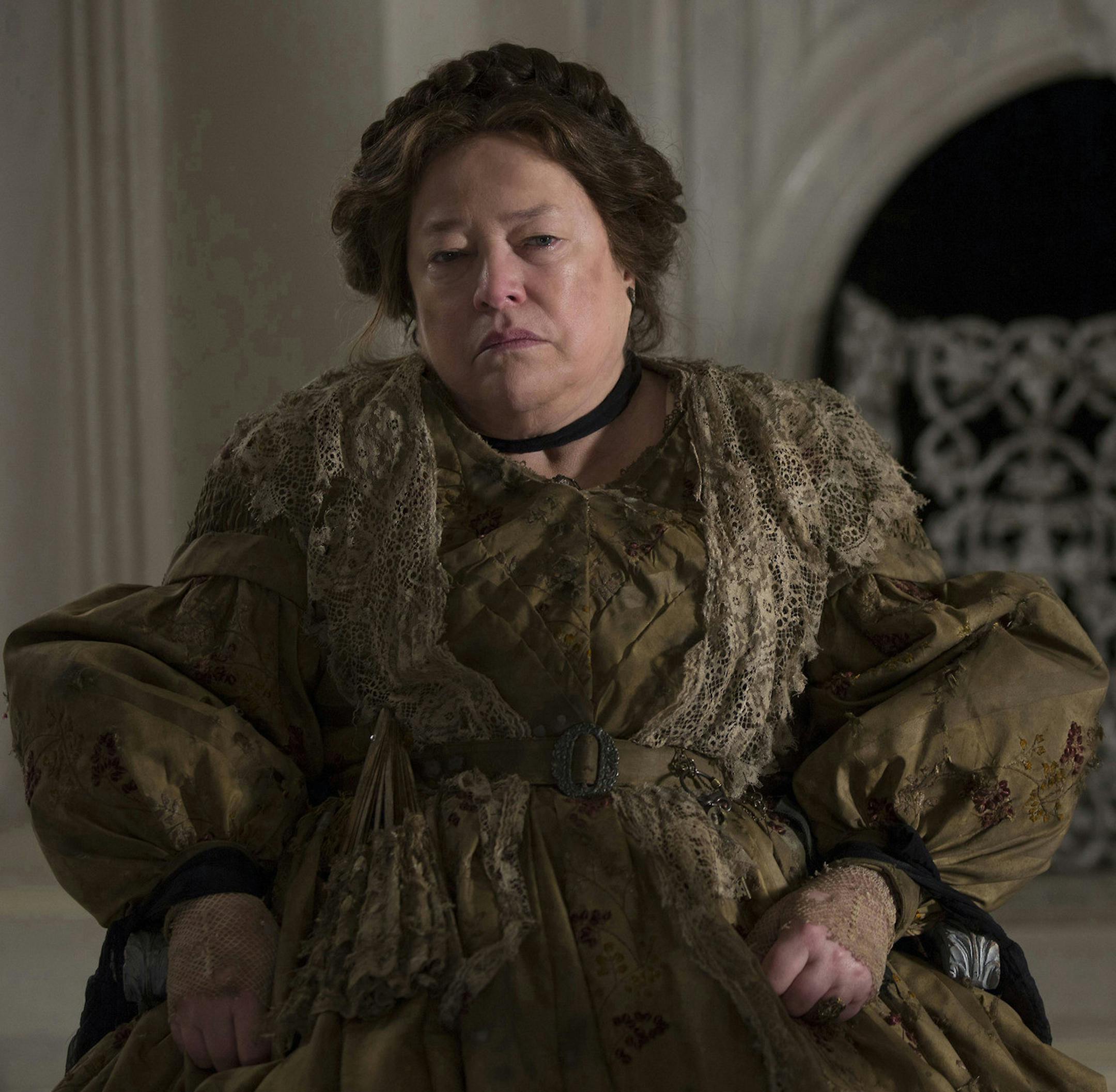 Kathy Bates in "American Horror Story"