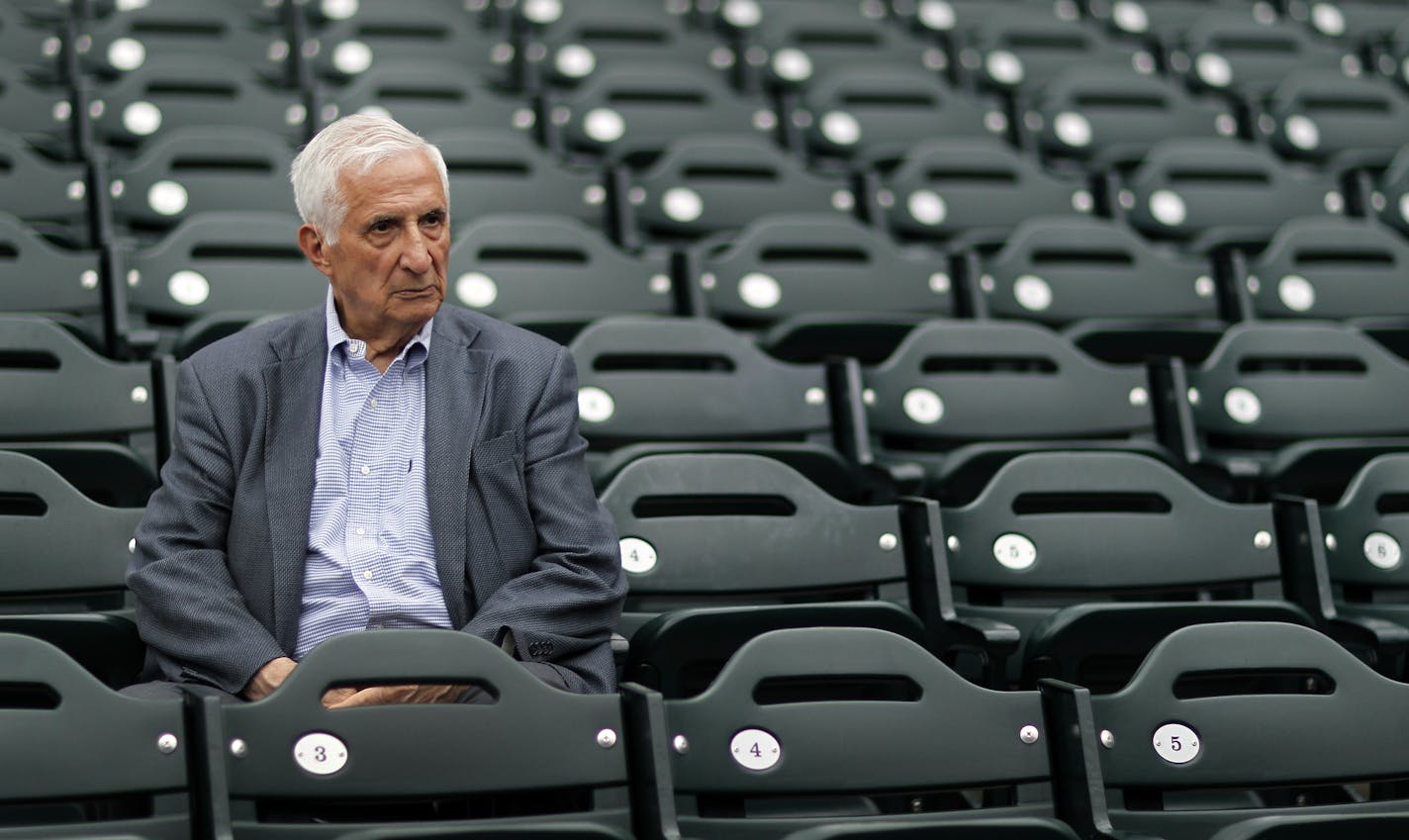 Star Tribune sports columnist Sid Hartman sat in the stands at Target Field in Minneapolis, Minn. ] CARLOS GONZALEZ * cgonzalez@startribune.com , August 16, 2011, Minneapolis, Minn , Target Field, ORG XMIT: MIN2014051518150594