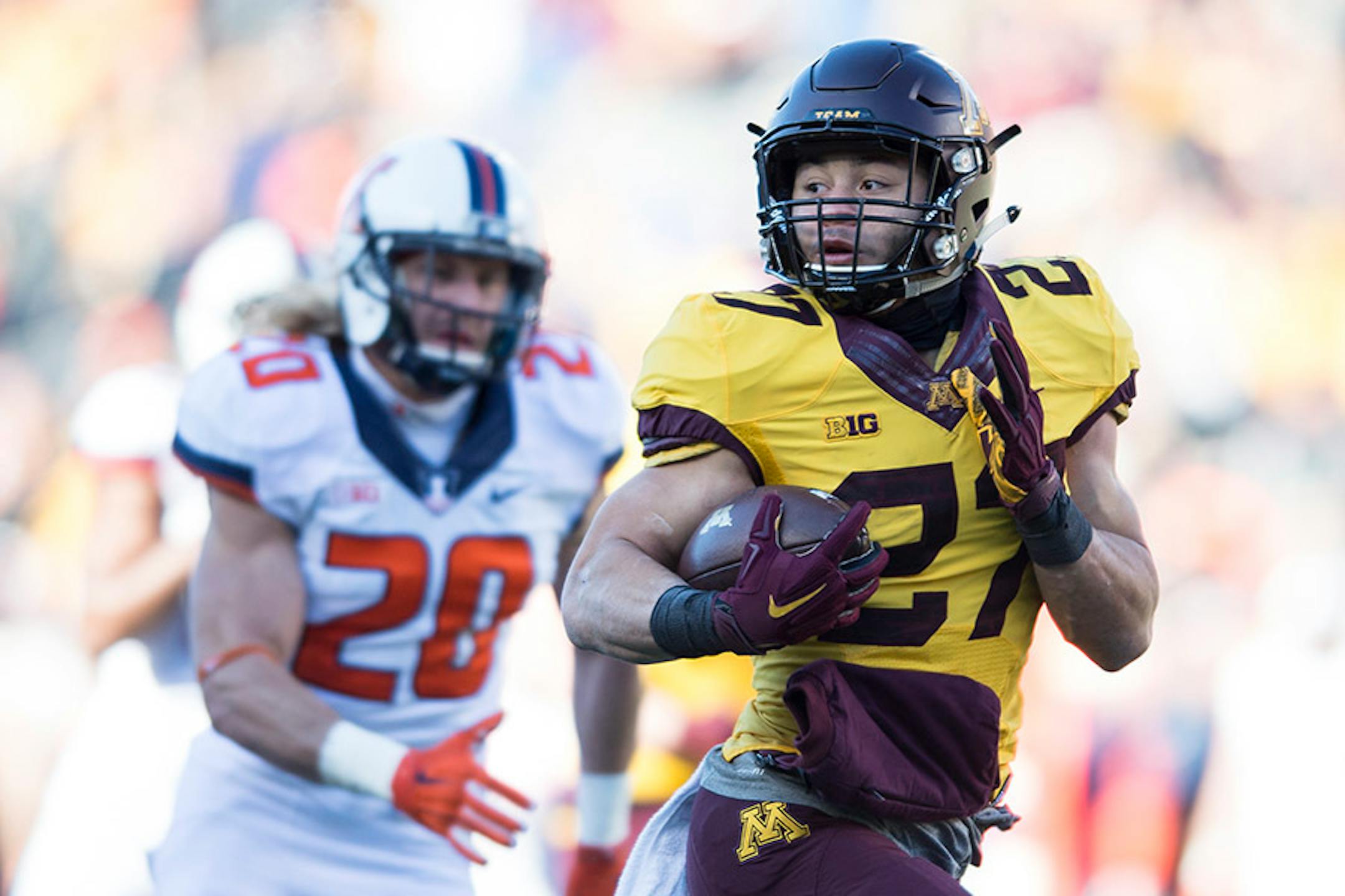 Gophers running back Shannon Brooks (27)