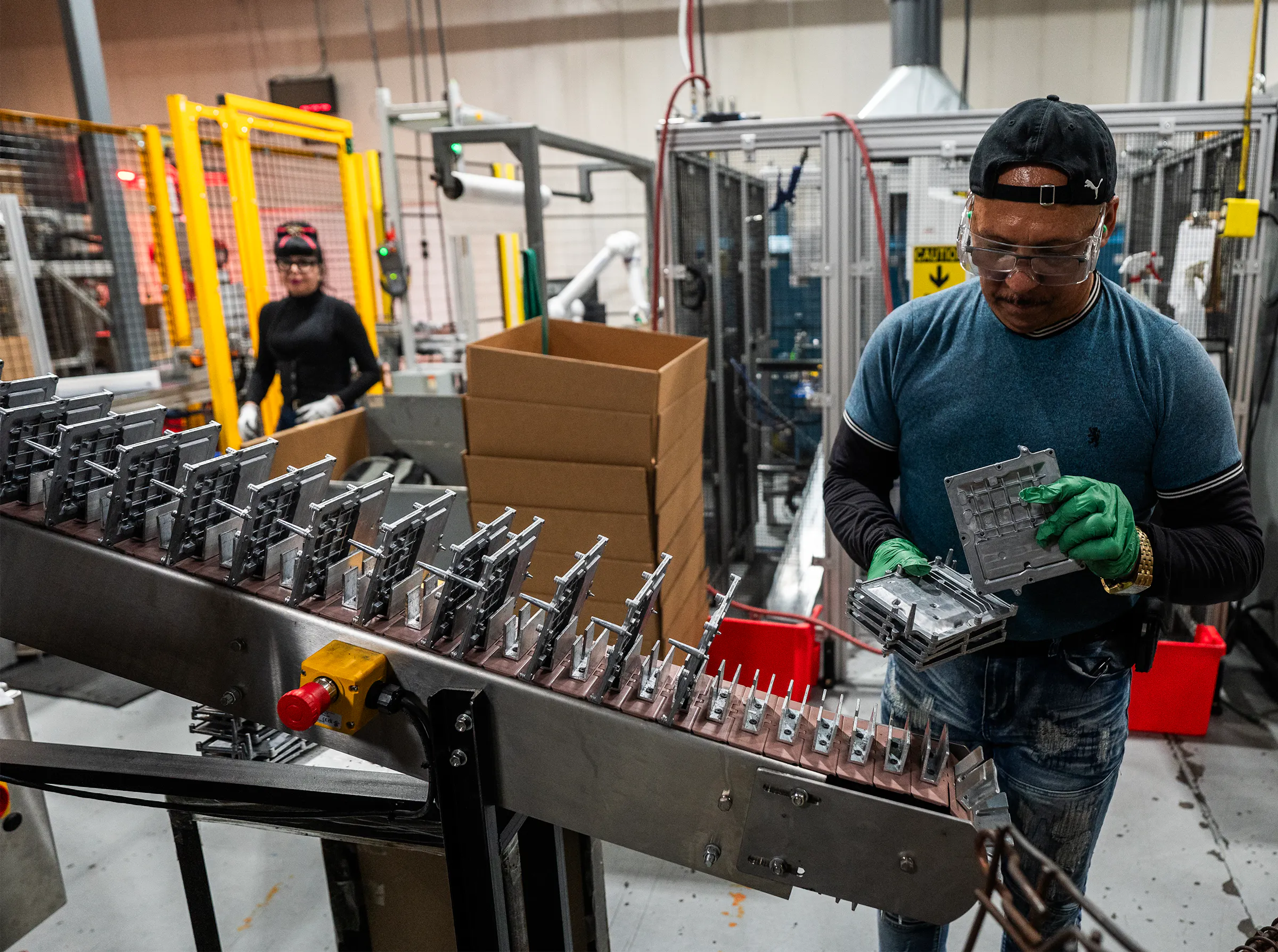 Minnesota loses manufacturing jobs as Trump’s trade war persists