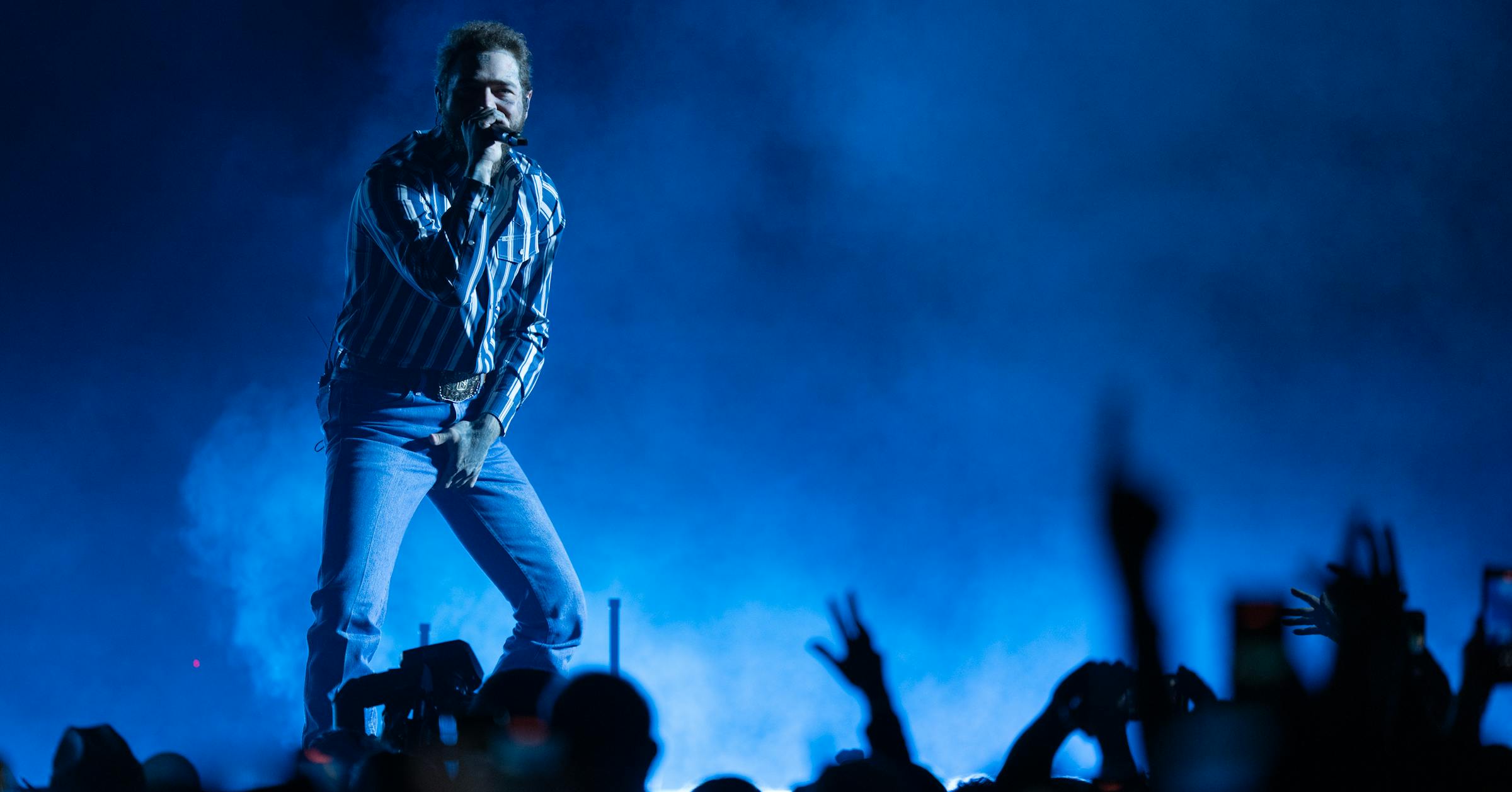Review: Post Malone fires up Minneapolis crowd with fireworks and endless ...
