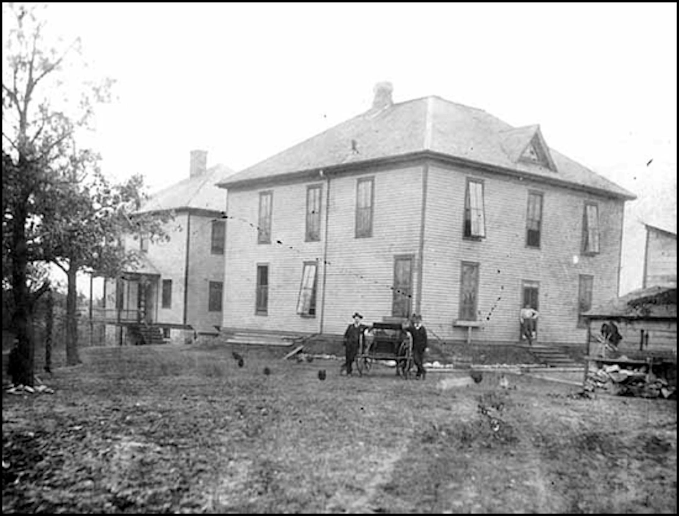 Photograph Collection Location No. MR2.9 RS7.1 p1 Negative No. 32038 Title: Dale Street Infirmary (City Smallpox Hospital), Roseville. Date: ca. 1908 Medium: Photograph Credit Line: Primary Subject: Ramsey County. Roseville. Hospitals.