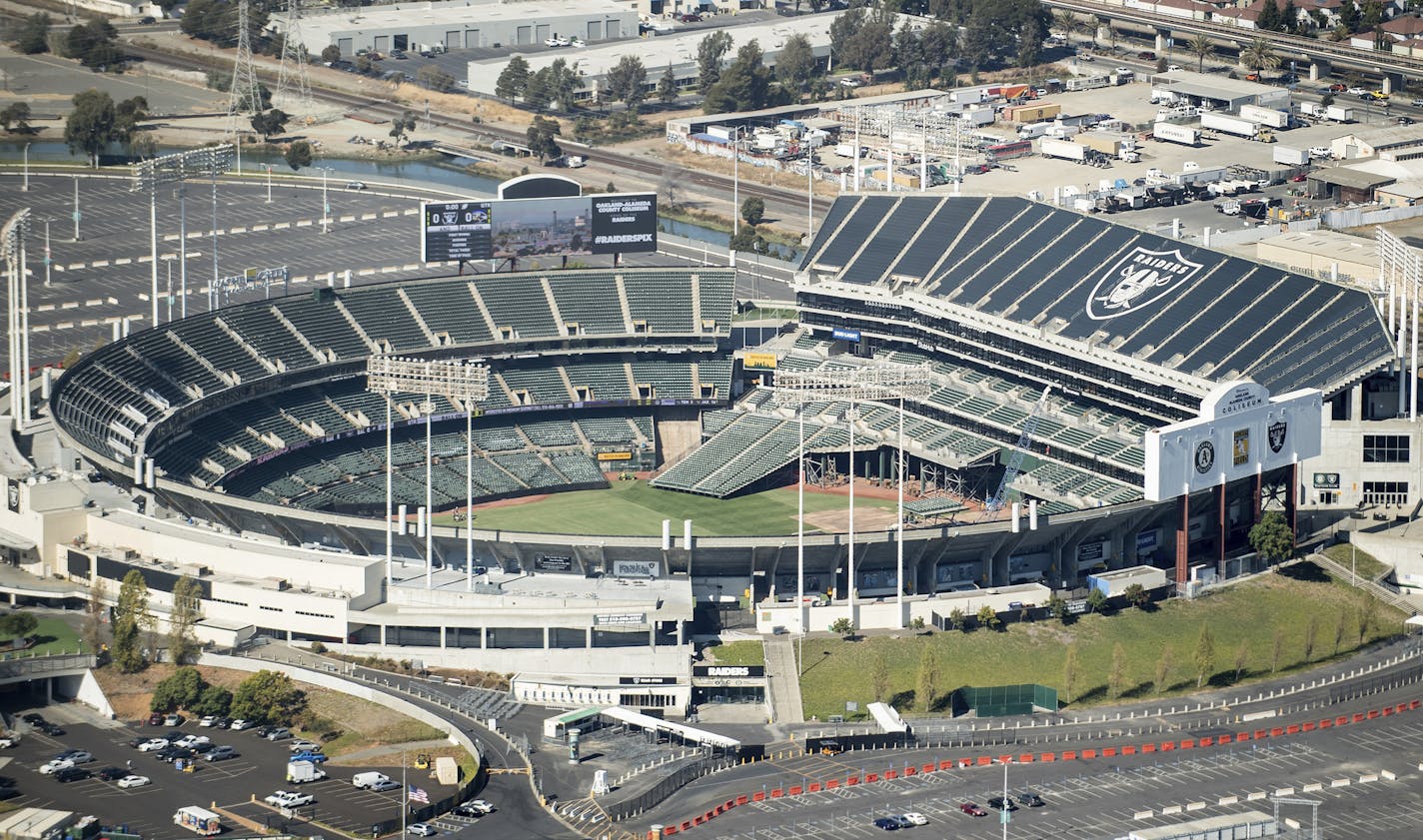 Oakland-Alameda County Coliseum, home of the Oakland Athletics and Oakland Raiders, is pictured on Thursday, Oct. 5, 2017, in Oakland, Calif. (AP Photo/Noah Berger) ORG XMIT: CANB103