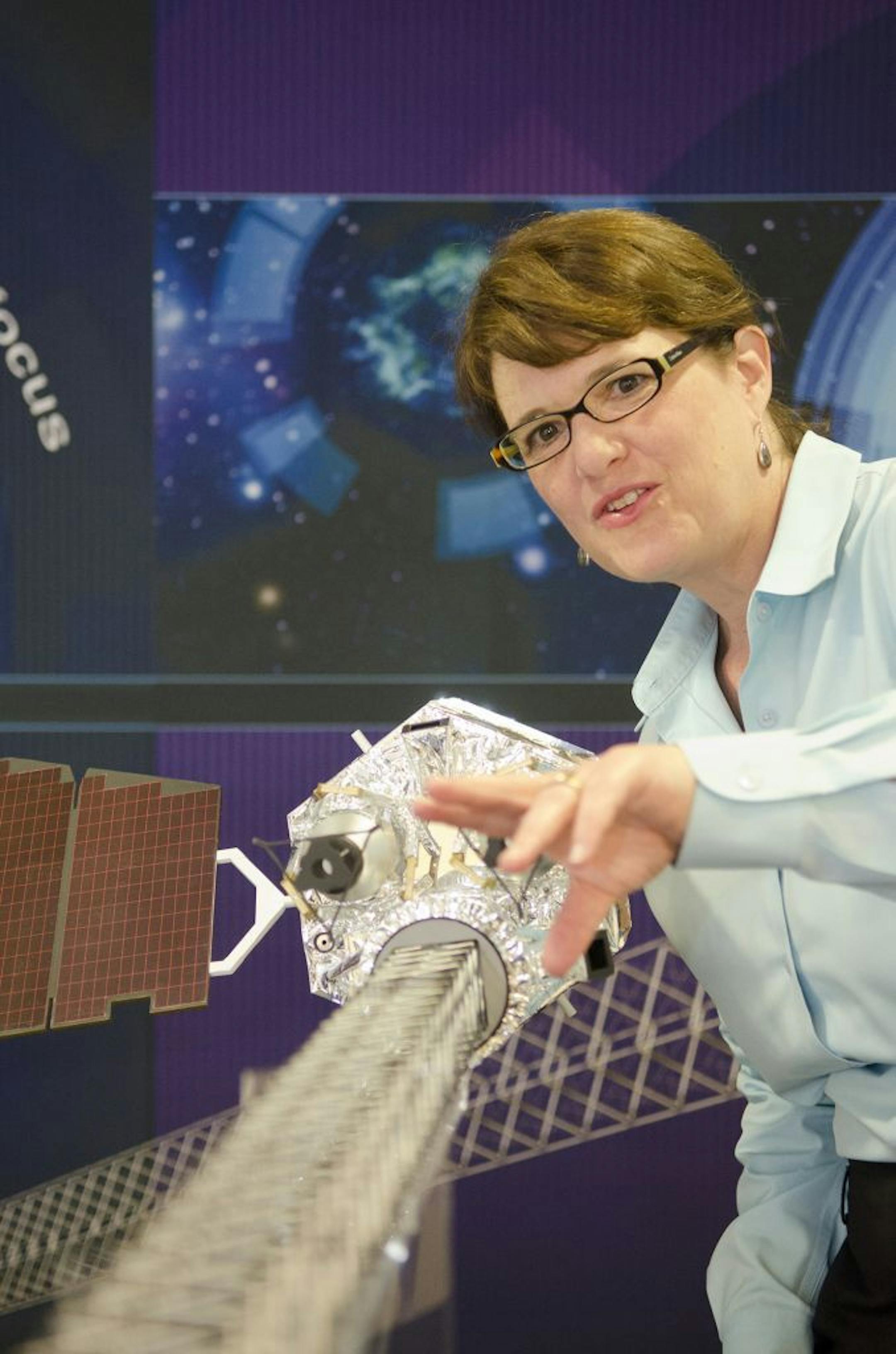 �Science has a way of surprising you,� astrophysicist Fiona Harrison says; she scans the universe for its most violent objects: supernovae, spinning black holes and neutron stars. Illustrates STARHUNTER (category a), by Eric Niiler, special to The Washington Post. Moved Tuesday, January 06, 2015.