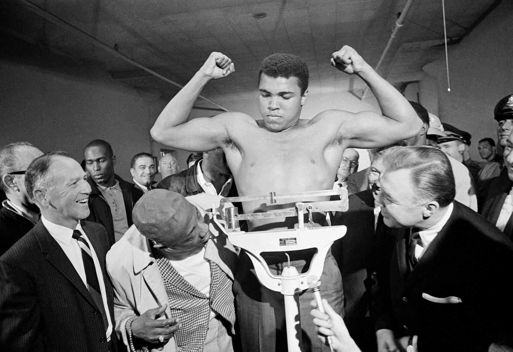 Muhammad Ali ?Cassius Clay? poses in Atlanta on Tuesday, Oct. 20, 1970. He meets Jerry Quarry in a heavyweight bout October 26 in Atlanta. (AP Photo) ORG XMIT: APHS281592