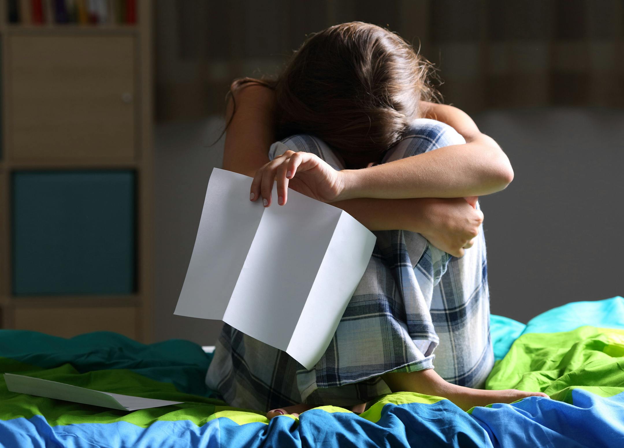 Mental health experts say the first step in recognizing possible mental illness in your children is to know their habits and patterns -- to spot when they deviate from them -- and to create an environment where they feel comfortable talking with you. (Antonio Guillem/Dreamstime/TNS) ORG XMIT: 1233587