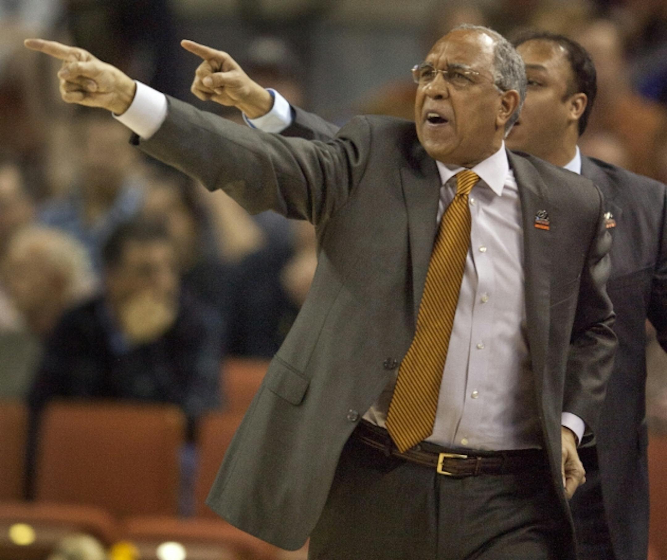 24 MAR 2013   Minnesota's head coach, Tubby Smith shouts in directions to his team during the first half of action against Florida in the third round of the NCAA Men's Basketball Tournament held at the Frank Erwin Center in Austin, Texas on Sunday, March 24 2013.  (Special to the Minneapolis Star Tribune / Rodolfo Gonzalez)