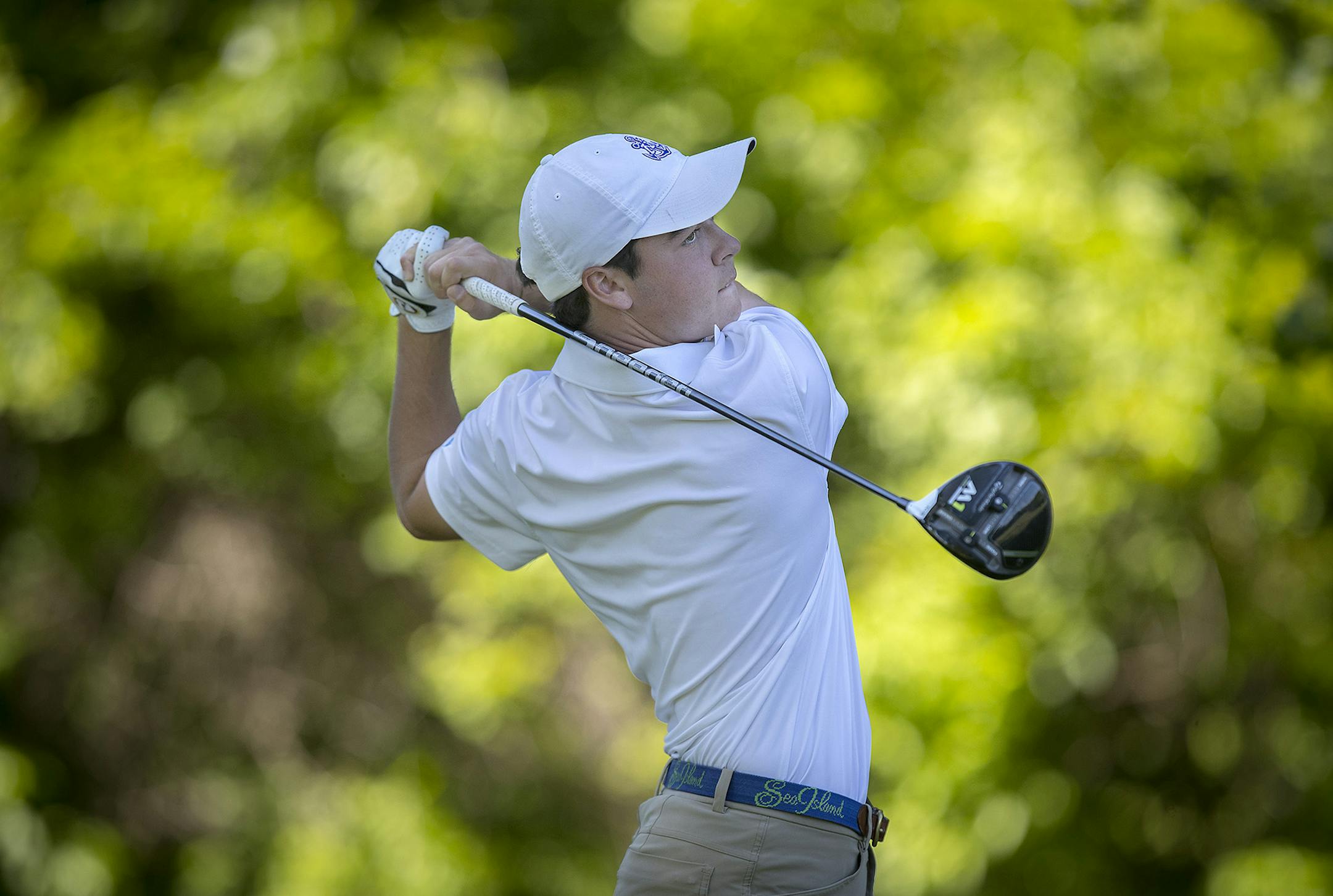 Minnetonka golfer Ben Sigel teed off on the sixth hole at Ridges of Sand Creek, Wednesday, May 31, 2017 in Jordan, MN. Sigel, the defending Class 3A state champion, recently played well enough to earn a shot at playing in this year's U.S. Open. ] ELIZABETH FLORES ï liz.flores@startribune.com
