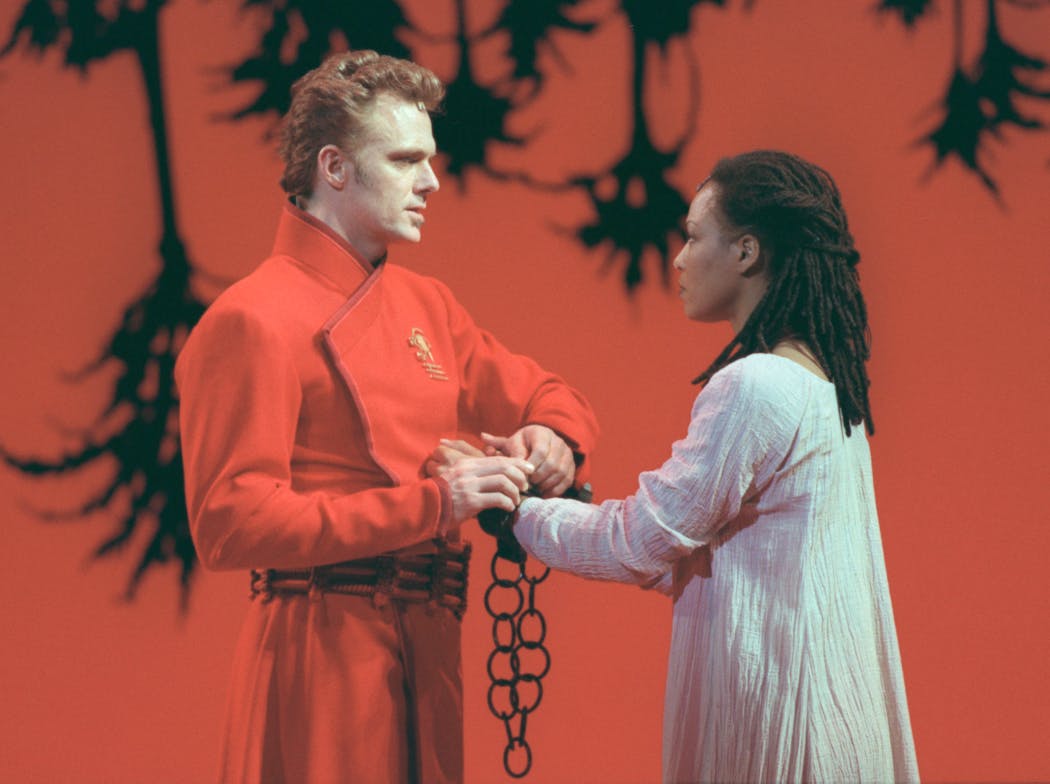 Patrick Cassidy (Radames) and Simone  (Aida) in a dress rehearsal for 