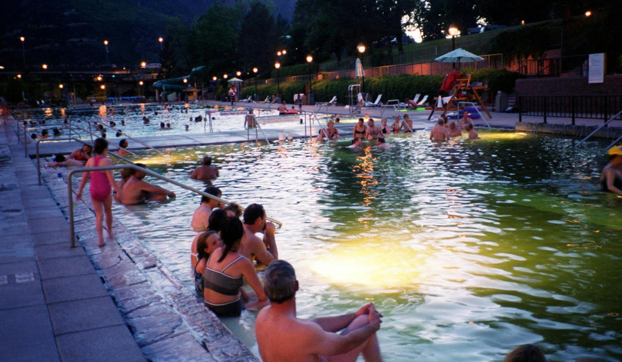The hot springs pool in Glenwood, Colo., here in a 2001 file image, has been attracting guests since 1888. (Larry Bleiberg/Dallas Morning News/TNS)