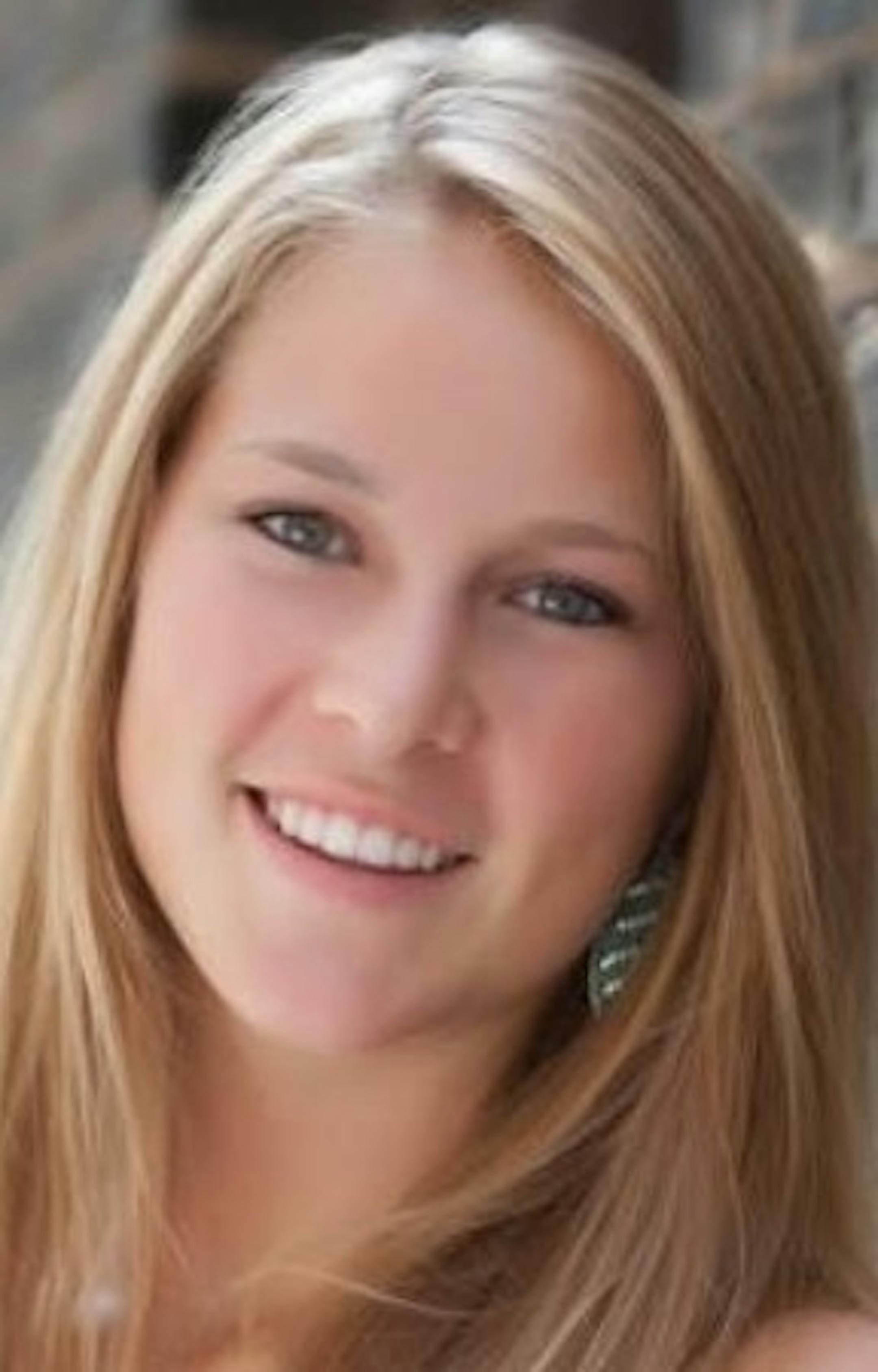 Liz Hoppe, Chaska volleyball, sr., 2014-15