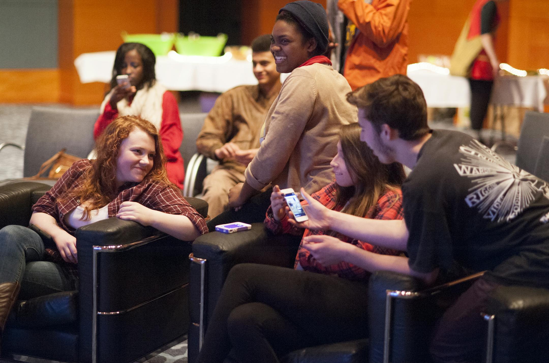 Tenns watch the spoken word event during T is for Teens at the Minneapolis Institute of Arts on April 3, 2014. ] Photo by Leslie Plesser ‚Ä¢ Special to the Star Tribune ORG XMIT: MIN1404040914360982