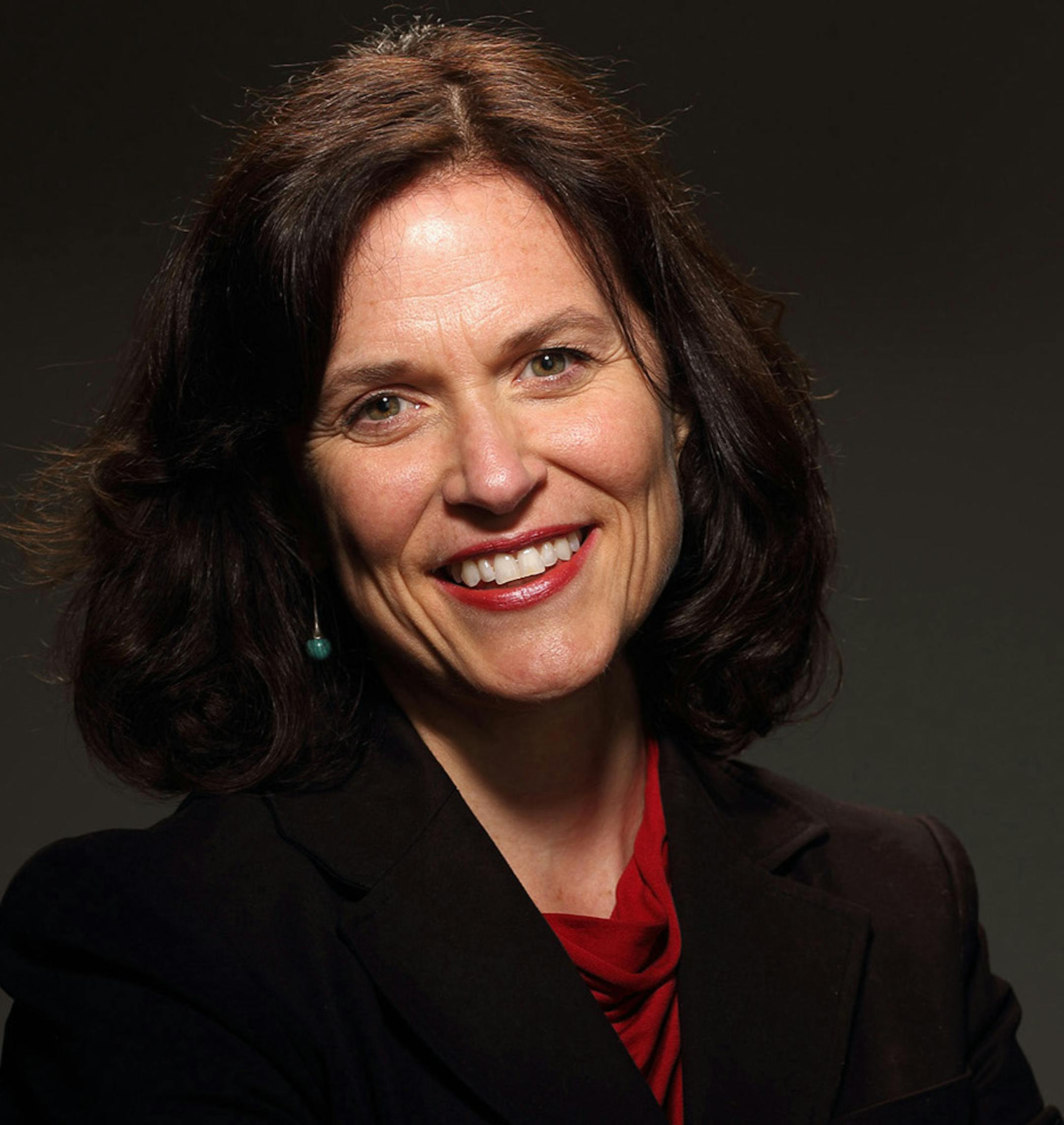 Minneapolis mayoral hopeful Betsy Hodges, photographed in the studio on Thursday evening, May 9, 2013. ] JEFF WHEELER &#x201a;&#xc4;&#xa2; jeff.wheeler@startribune.com ORG XMIT: MIN1306070123543882 ORG XMIT: MIN1310241752032333 ORG XMIT: MIN1310311318075287