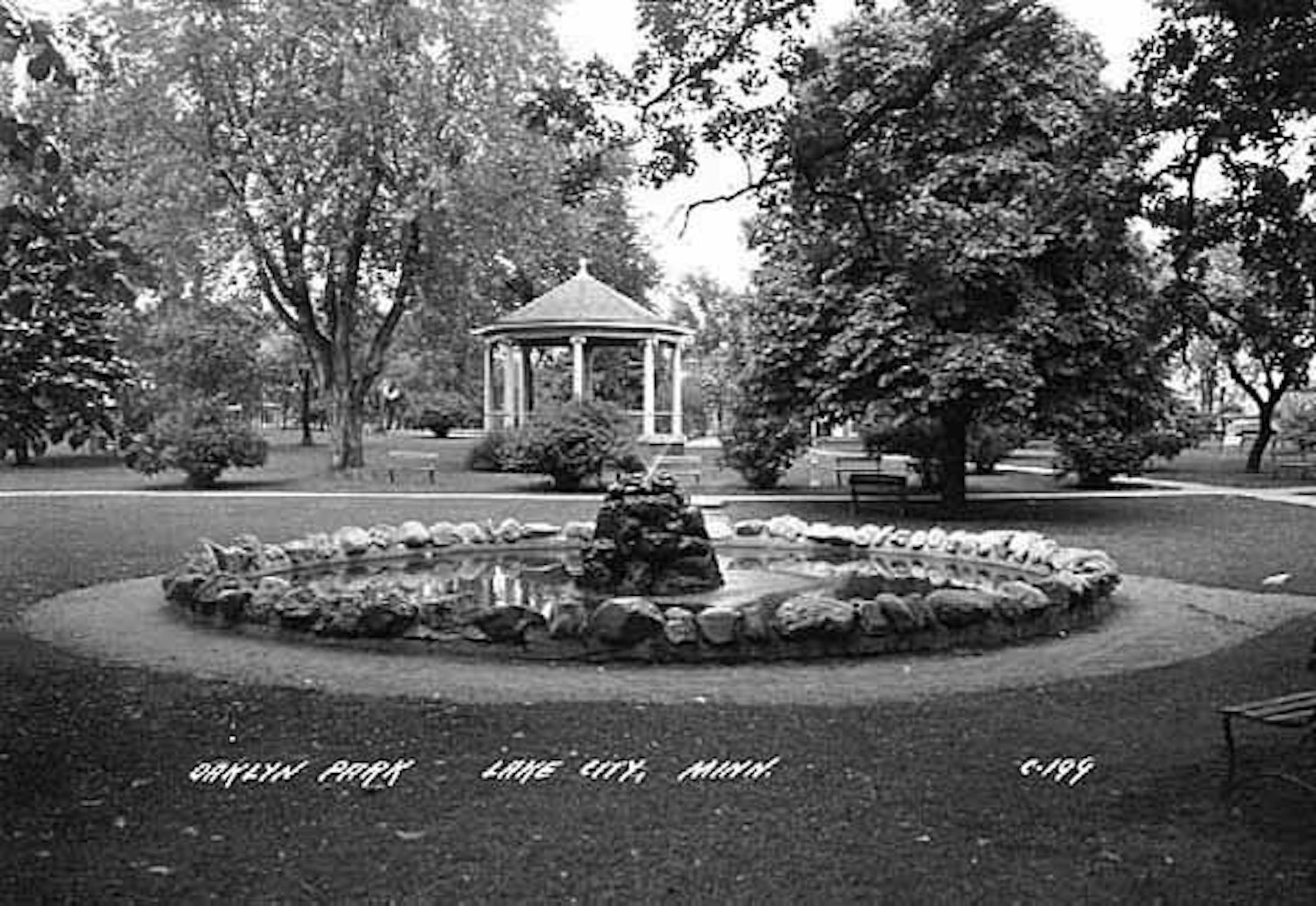 Oaklyn Park, Lake City