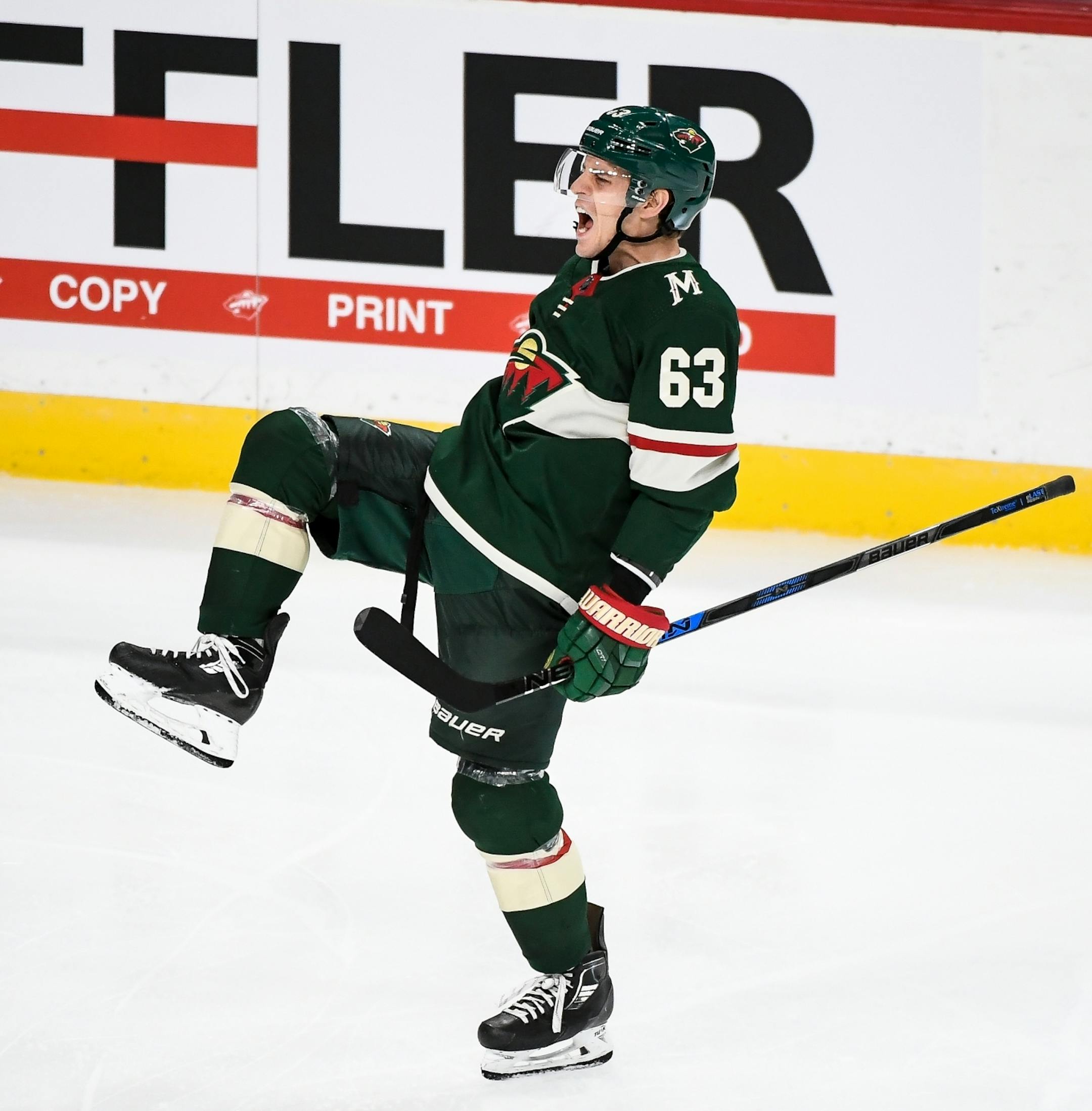 Minnesota Wild left wing Tyler Ennis (63) celebrated after scoring a power play goal in the second period against the Columbus Blue Jackets.