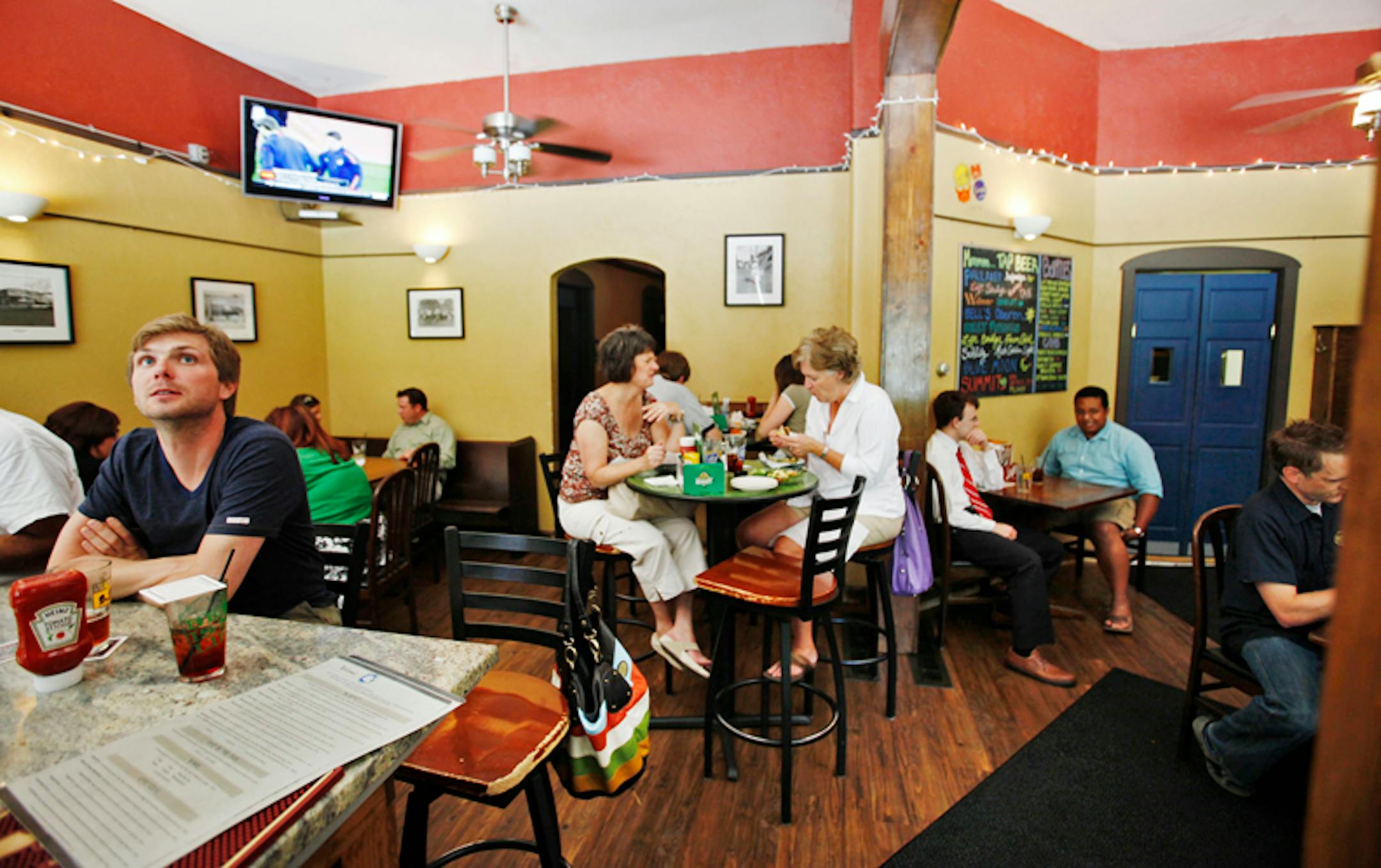 The Blue Door Pub in St. Paul