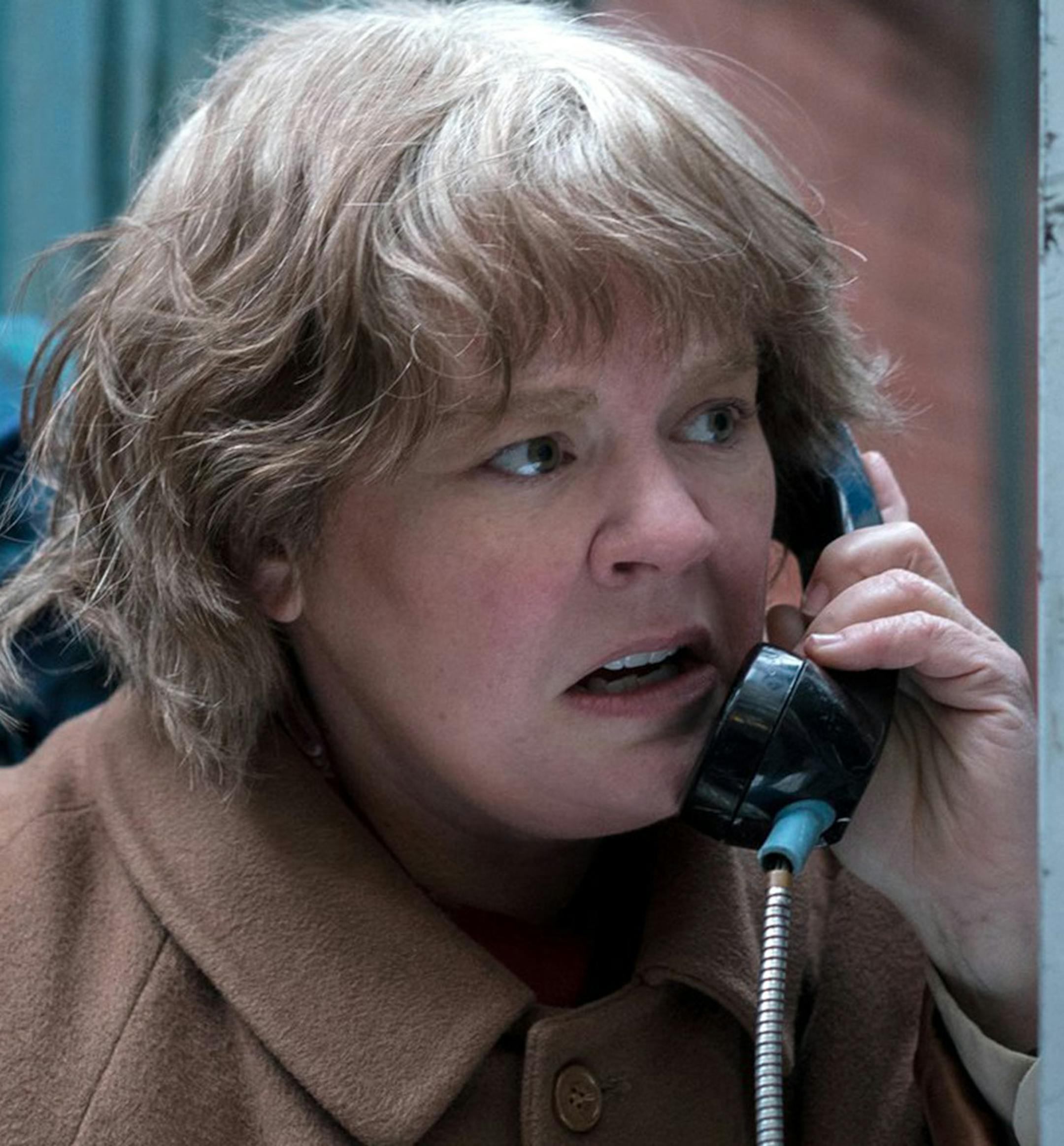 Richard E. Grant as "Jack Hock" and Melissa McCarthy as "Lee Israel" in the film "Can You Ever Forgive Me?" (Mary Cybulski/Twentieth Century Fox/TNS) ORG XMIT: 1255959