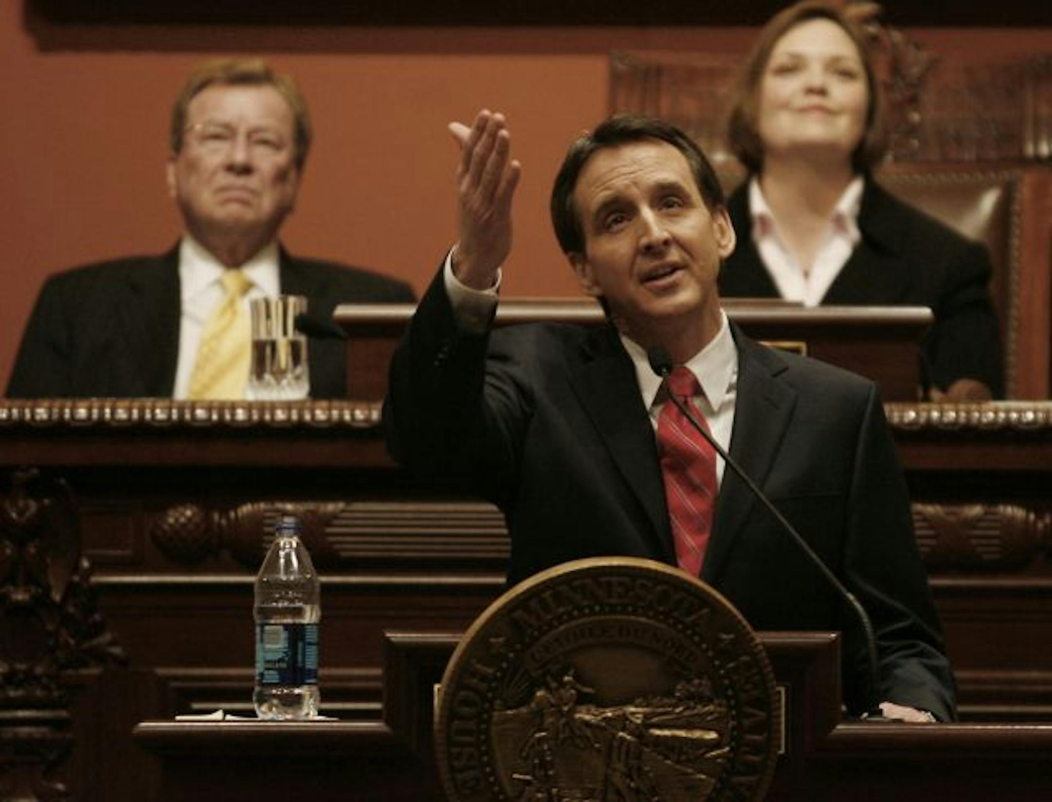 Minnesota Governor Tim Pawlenty delivers the State of the State address Thursday in the House of Representatives Chamber.