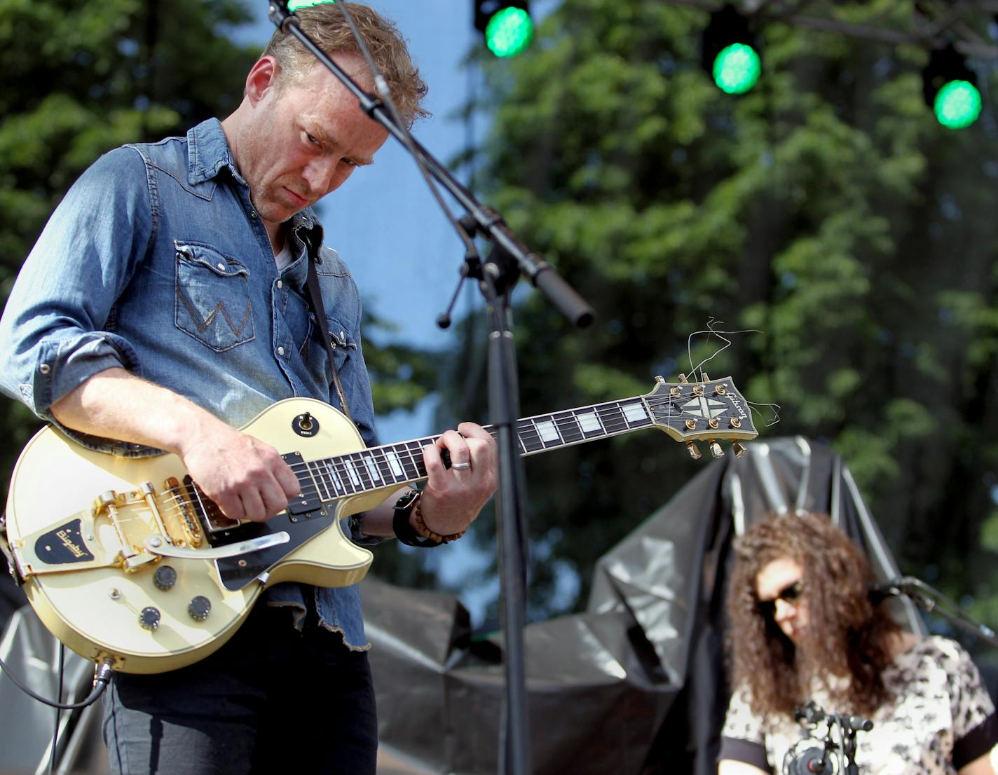 Alan Sparhawk and Mimi Parker, of the Duluth-native band Low, perform at the Rock the Garden concert at the Walker Art Center/Minneapolis Sculpture Garden on Saturday, June 15, 2013. The event featured Dan Deacon, Low, Bob Mould Band, Silversun Pickups and headliner Metric. ] (ANNA REED/STAR TRIBUNE) anna.reed@startribune.com (cq) ORG XMIT: MIN1306151837447460