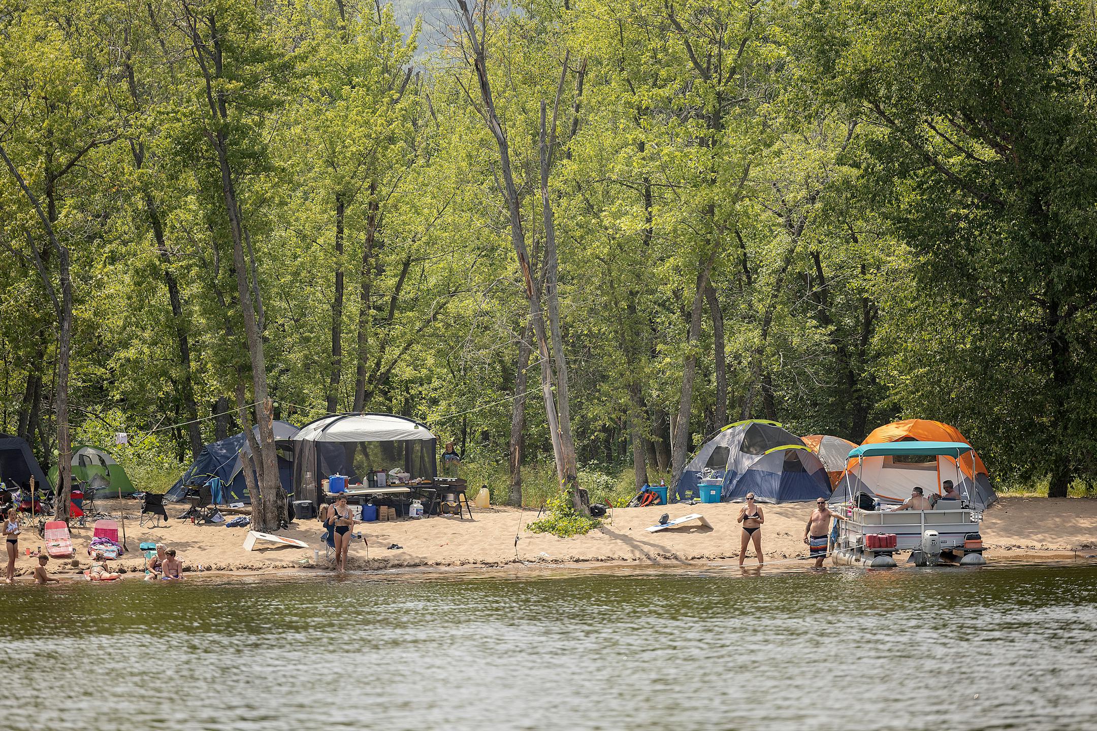 Islands line up along the Mississippi near Wabasha, Minn., on Monday, July 24, 2023. ] Elizabeth Flores • liz.flores@startribune.com