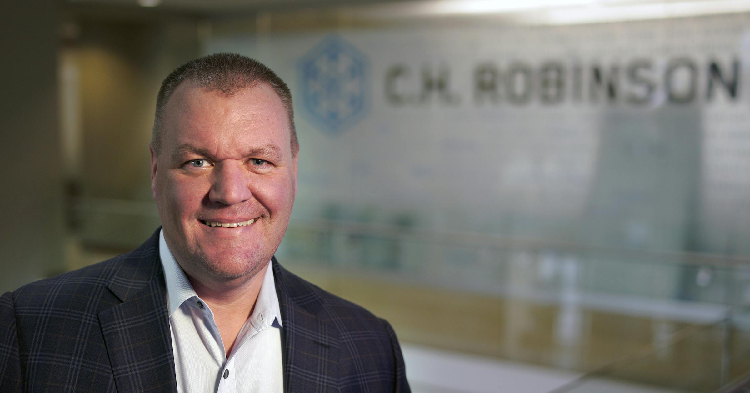 Eden Prairie's C.H. Robinson pledges to spend $1B over five years on ...